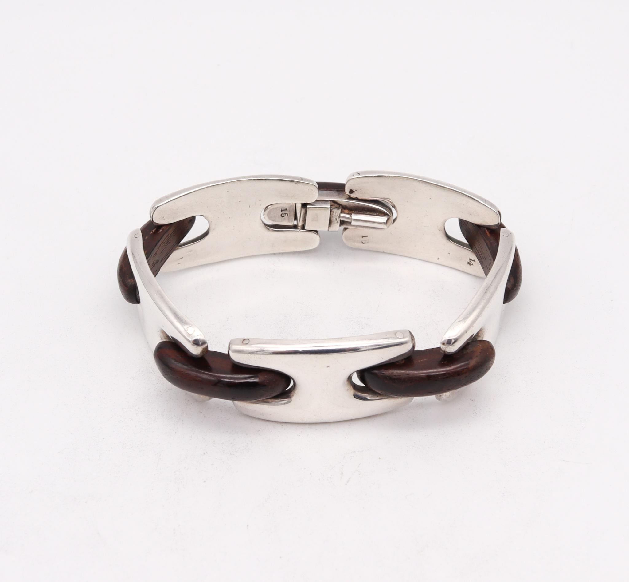 Gucci by Missiaglia Venezia 1970 Modernist Ebony Wood Bracelet Sterling Silver In Excellent Condition For Sale In Miami, FL