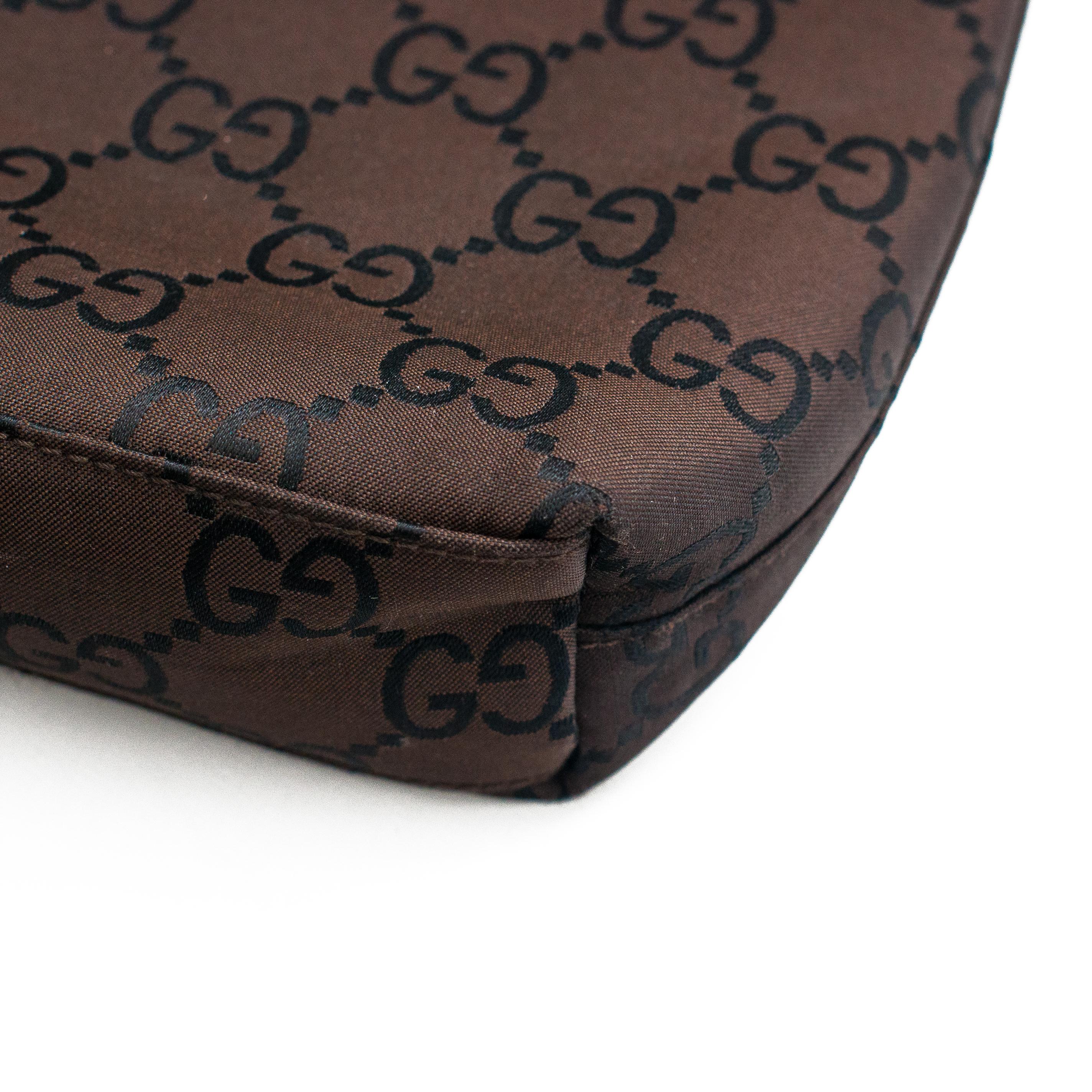 Gucci by Tom Ford 1998 Brown Monogram Shoulder Bag For Sale 5