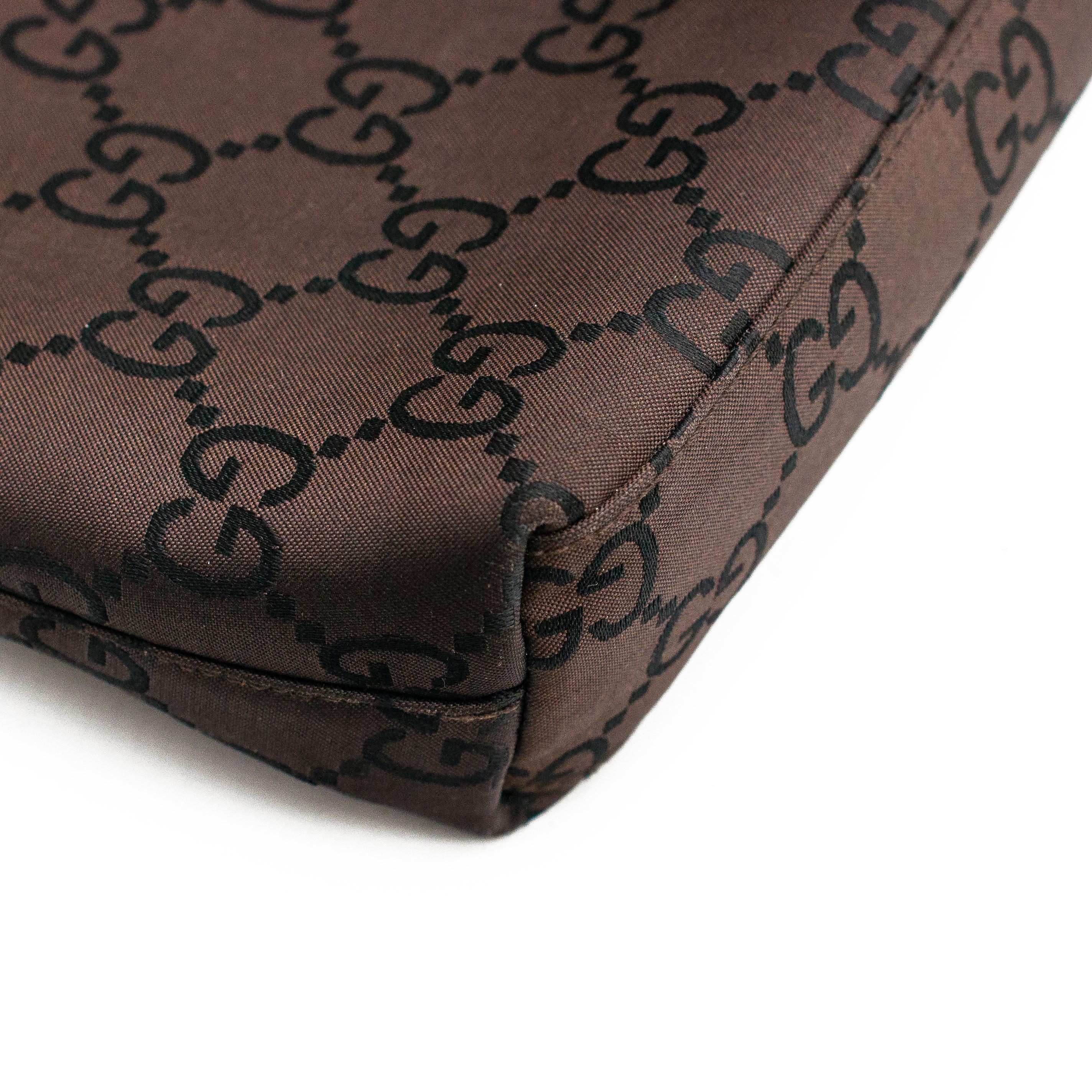 Gucci by Tom Ford 1998 Brown Monogram Shoulder Bag For Sale 6