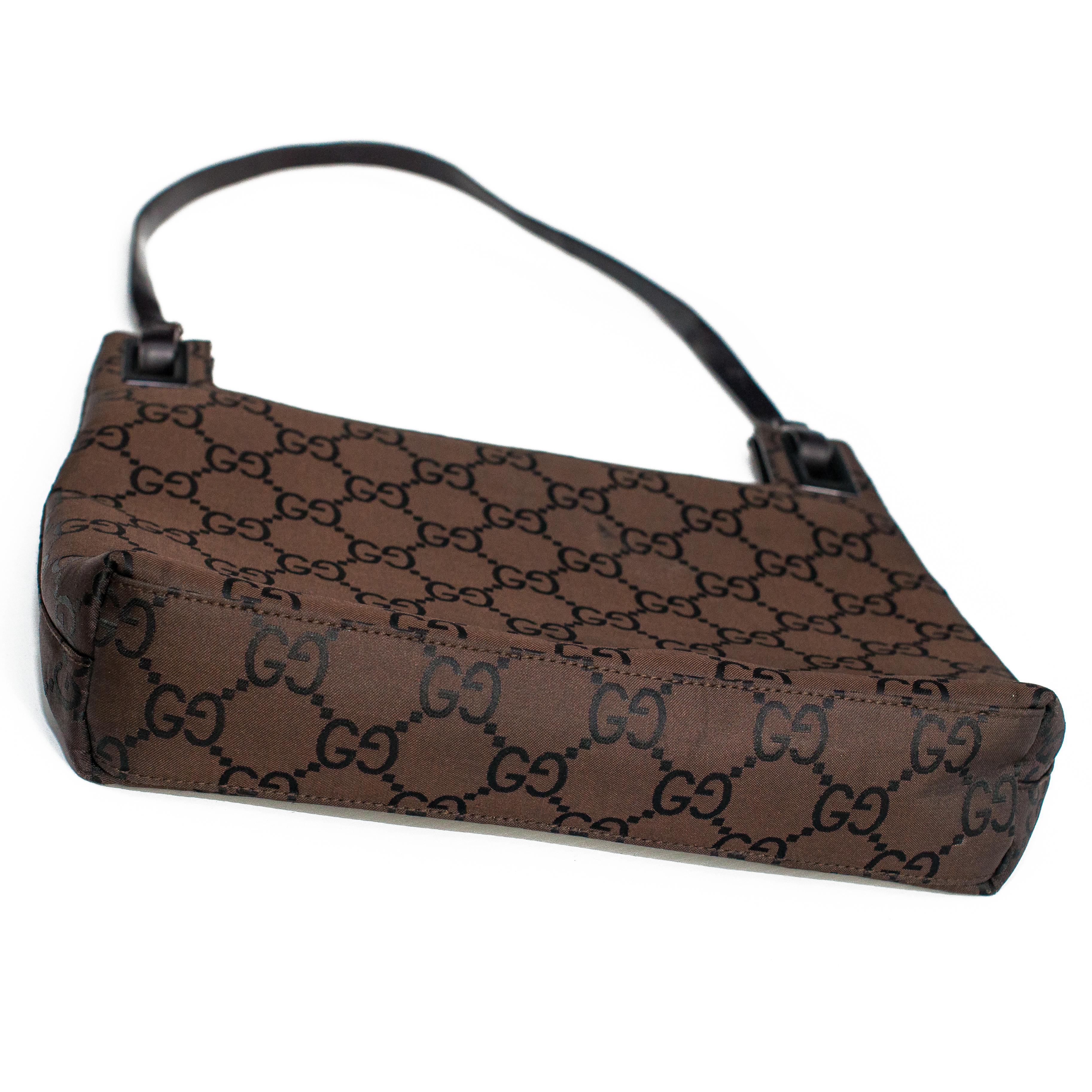 Gucci by Tom Ford 1998 Brown Monogram Shoulder Bag In Fair Condition For Sale In London, GB