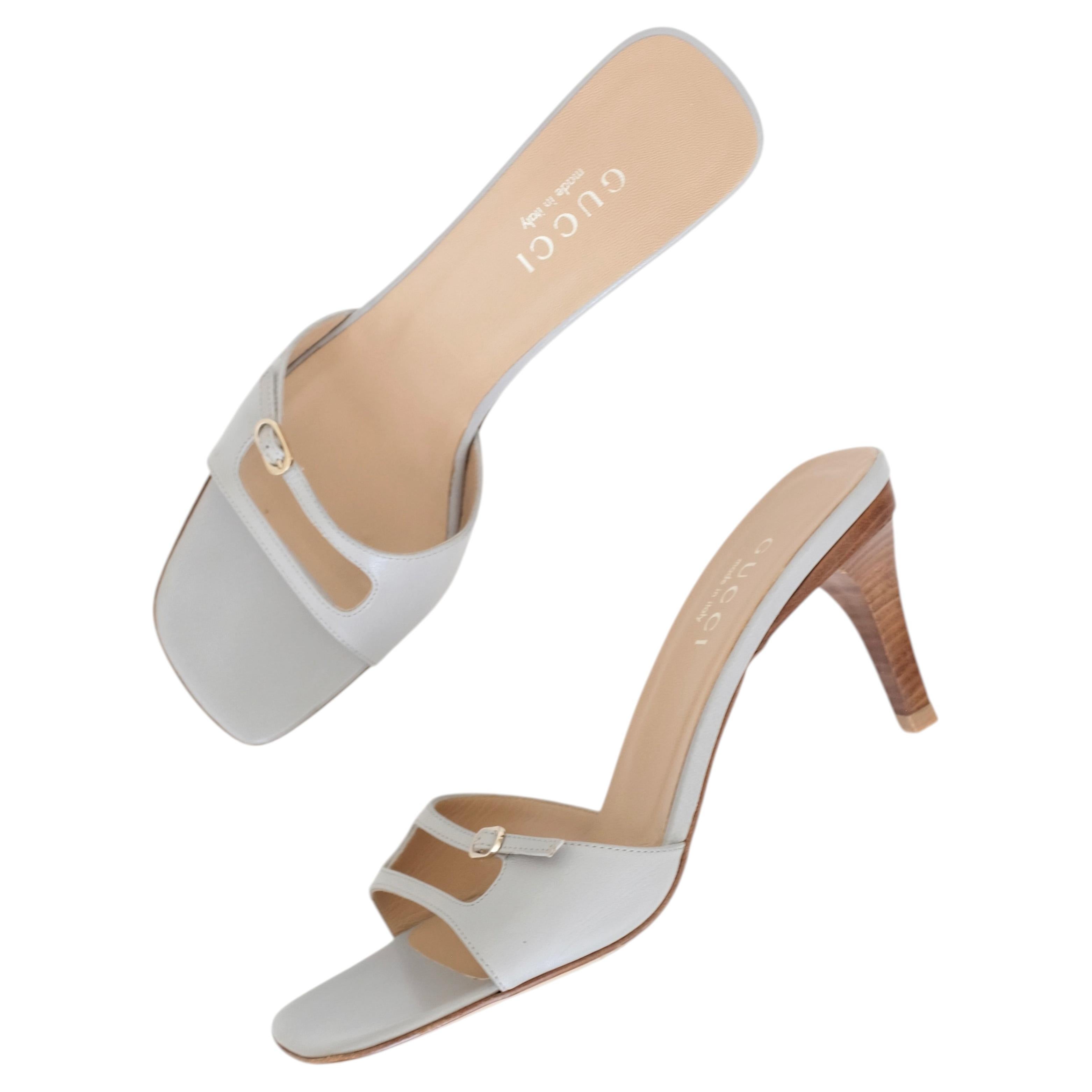 Gucci by Tom Ford – Sandalen mit zwei Riemen aus den 2000er Jahren, neuwertig (Größe 8,5)