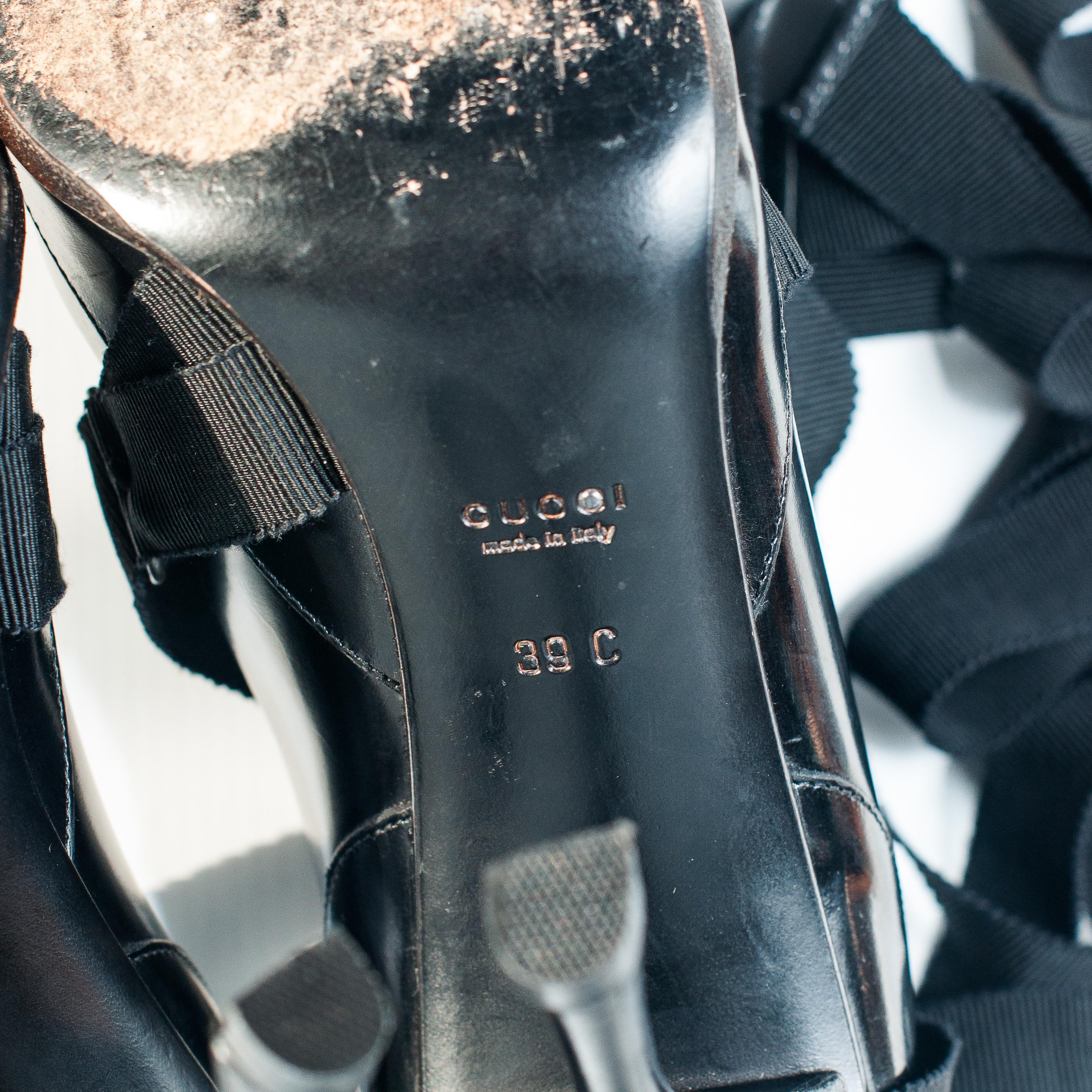 Gucci by Tom Ford 2002 Runway Lace Up Ribbon High Heel Pumps size 39 1