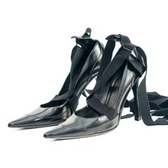 Escarpins à talons hauts à lacets et ruban, Gucci par Tom Ford, défilé 2002, taille 39