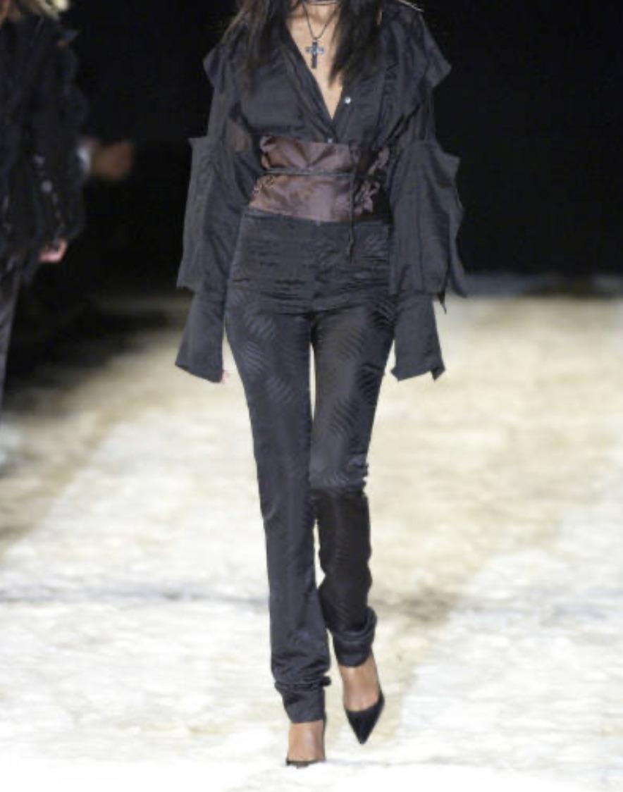 Tom Ford for Gucci
FW02
Vintage
Runway
IT42, fits tts
Pristine* (read below)
NWT's
100% silk
Please make sure to read our Shop Policy before checking out
* 1 prong missing on belt, doesn't affect look nor wear

Skinny straight style

Jet
