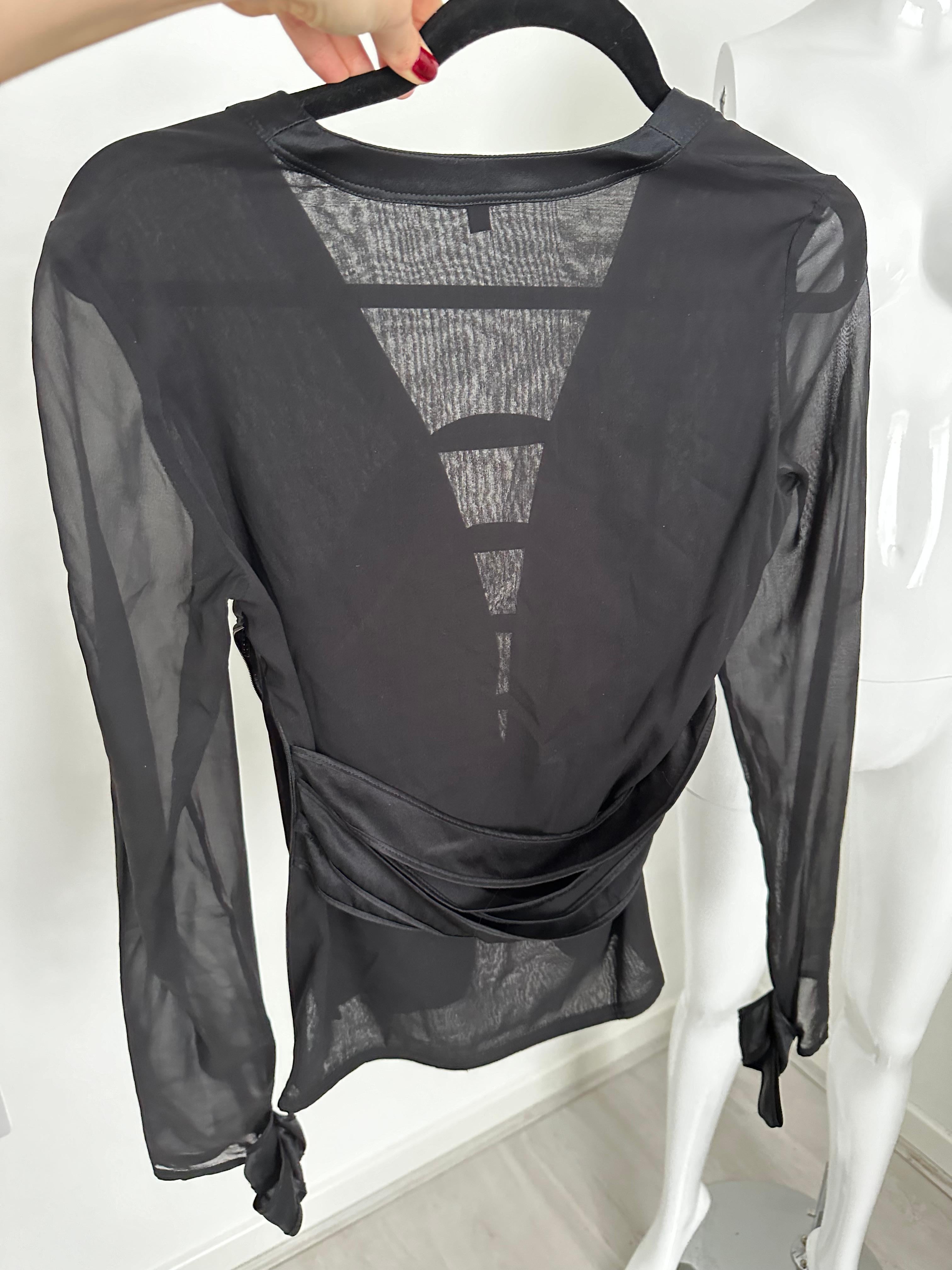 Gucci by Tom Ford 2003 black Bondage top blouse For Sale 3