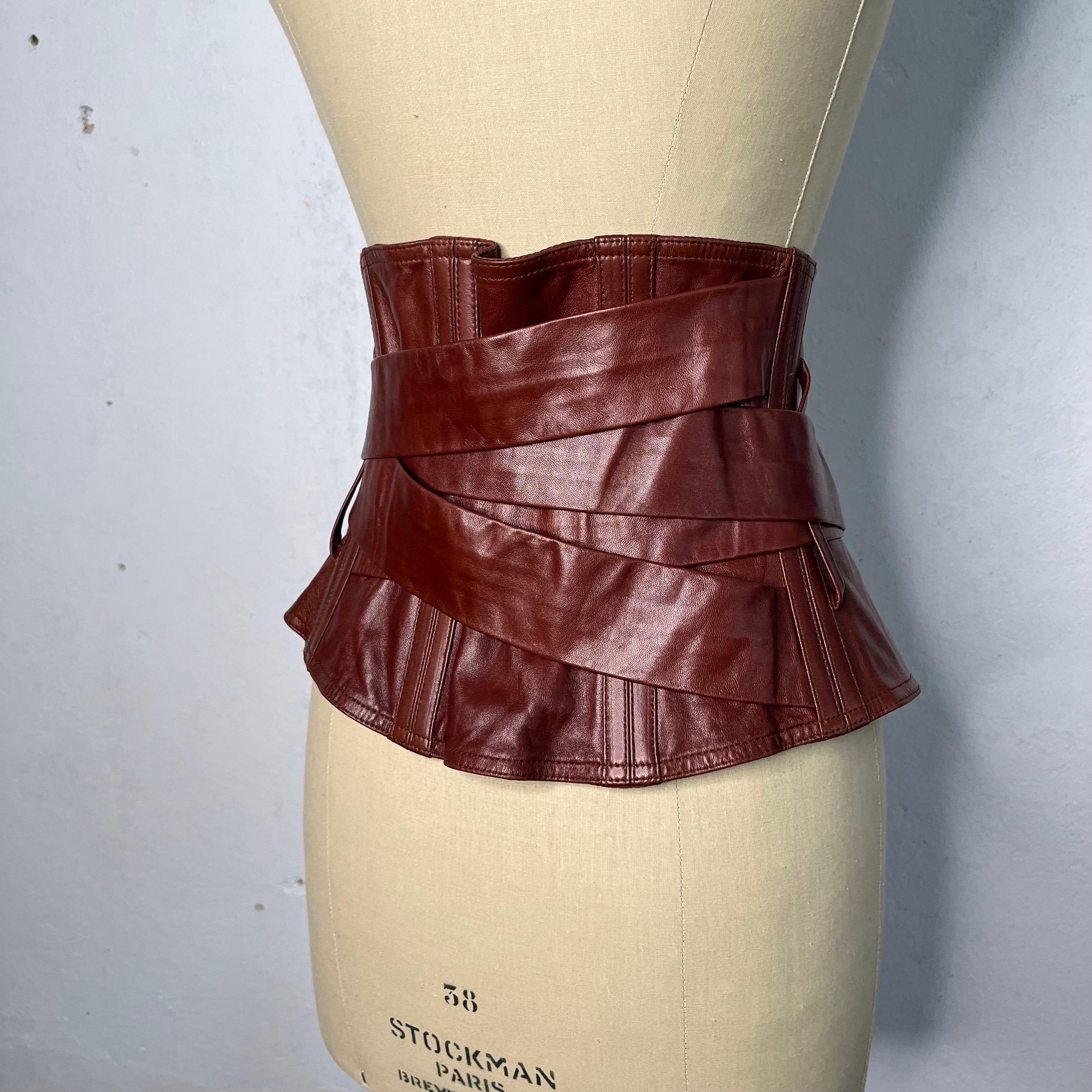 Gucci by Tom Ford 2003 ceinture corset en cuir véritable cognac 42 Unisexe en vente