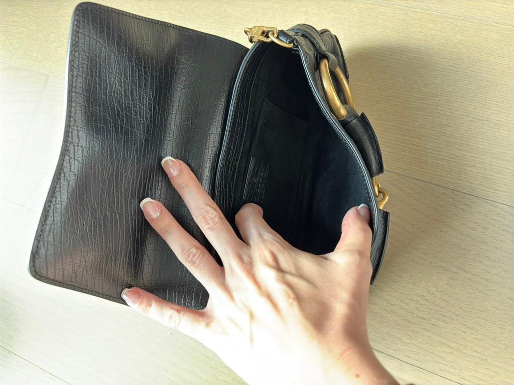 GUCCI by TOM FORD 2003 Vintage Runway Horsebit Ostrich Handbag In Excellent Condition In Leonardo, NJ