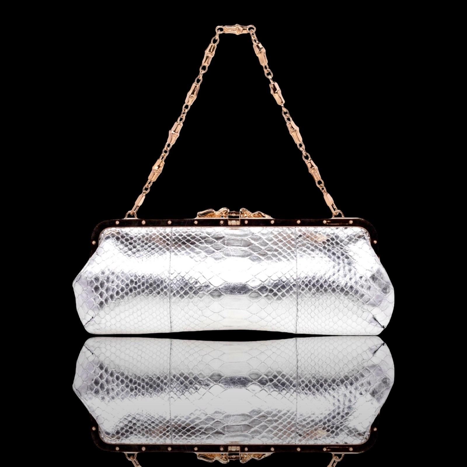 GUCCI by Tom Ford 2004 Exotic Silver Dragon Encrusted Crystal Bag Clutch Bamboo For Sale 8
