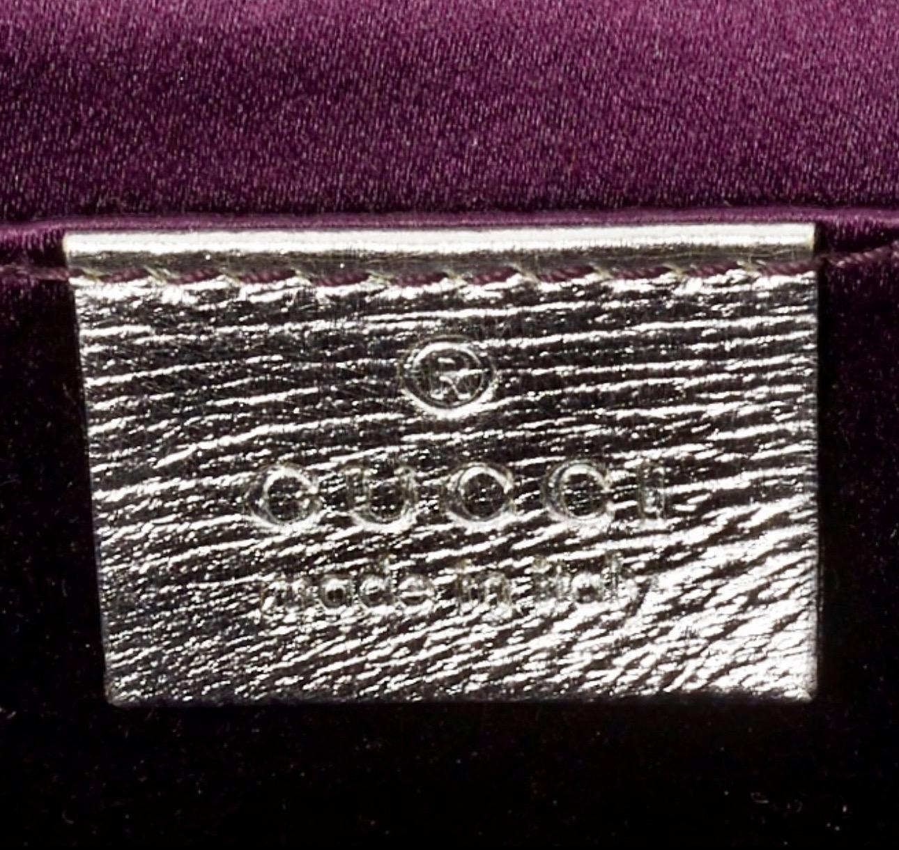 GUCCI by Tom Ford 2004 Exotic Silver Dragon Encrusted Crystal Bag Clutch Bamboo For Sale 2
