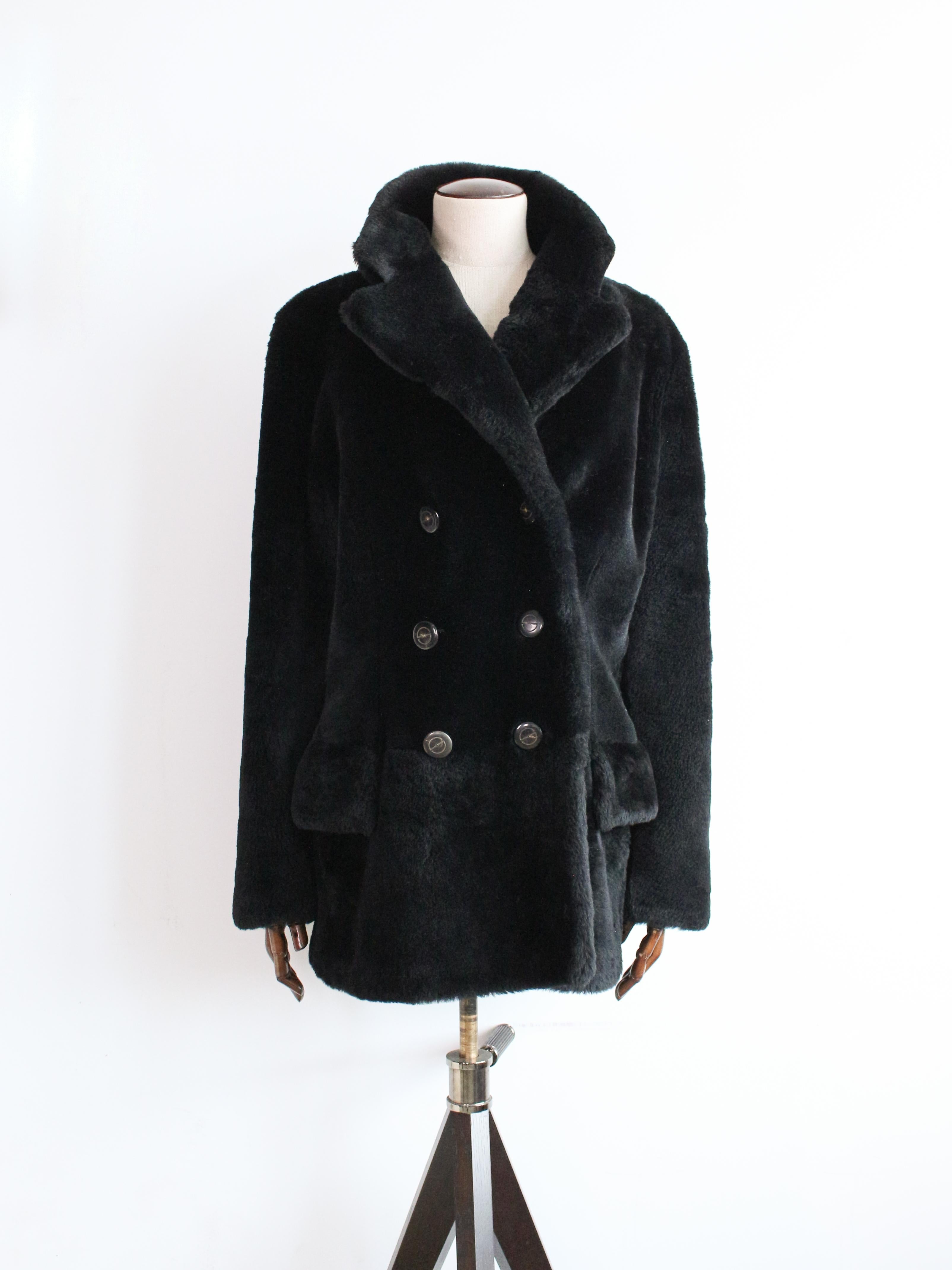 Gucci by Tom Ford Autunno/Inverno 1995 Kate Moss Cappotto doppio petto in shearling in vendita 1