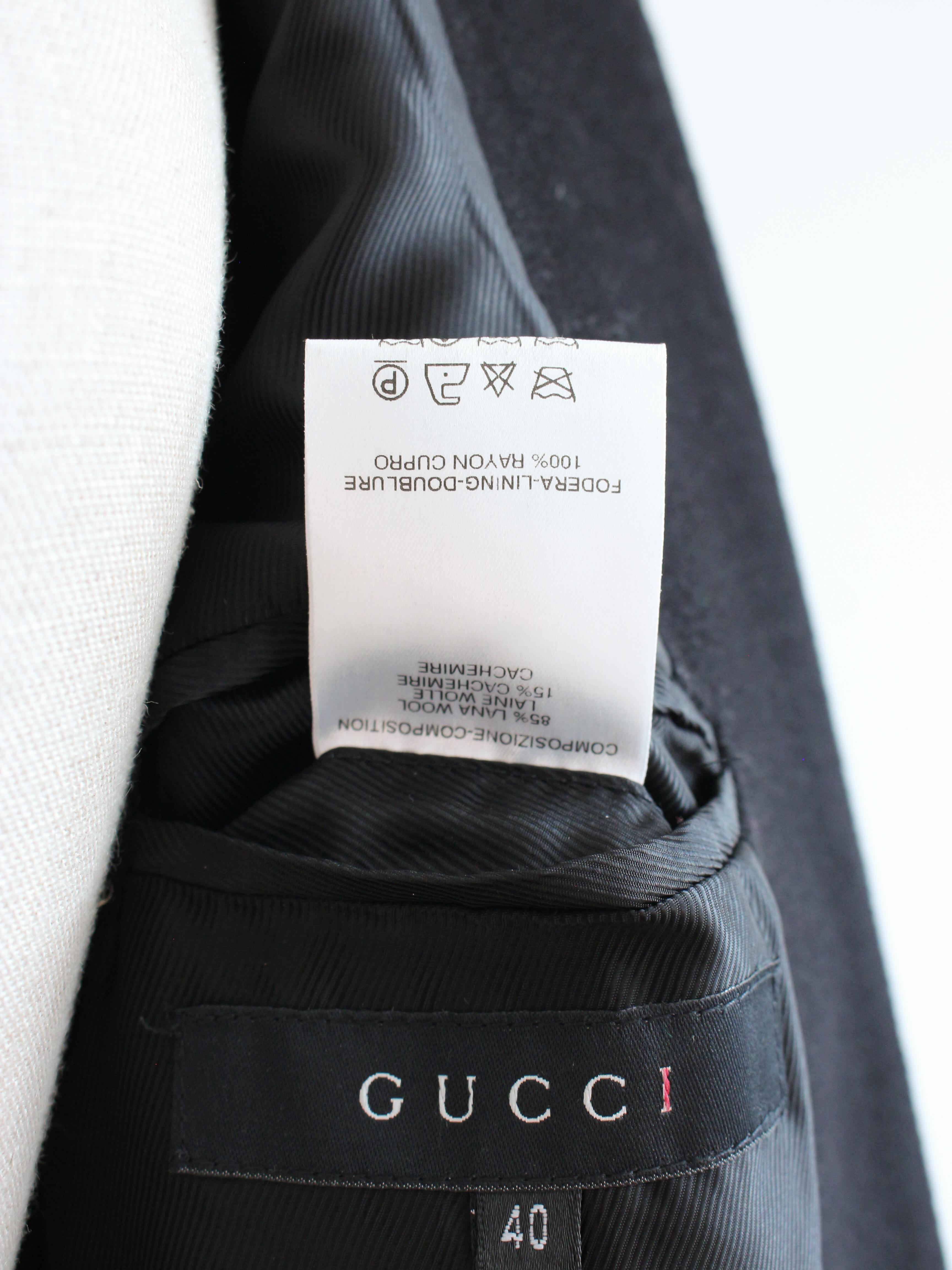 Gucci by Tom Ford Autunno/Inverno 2001 Cappotto nero in lana e cashmere con zip in vendita 7