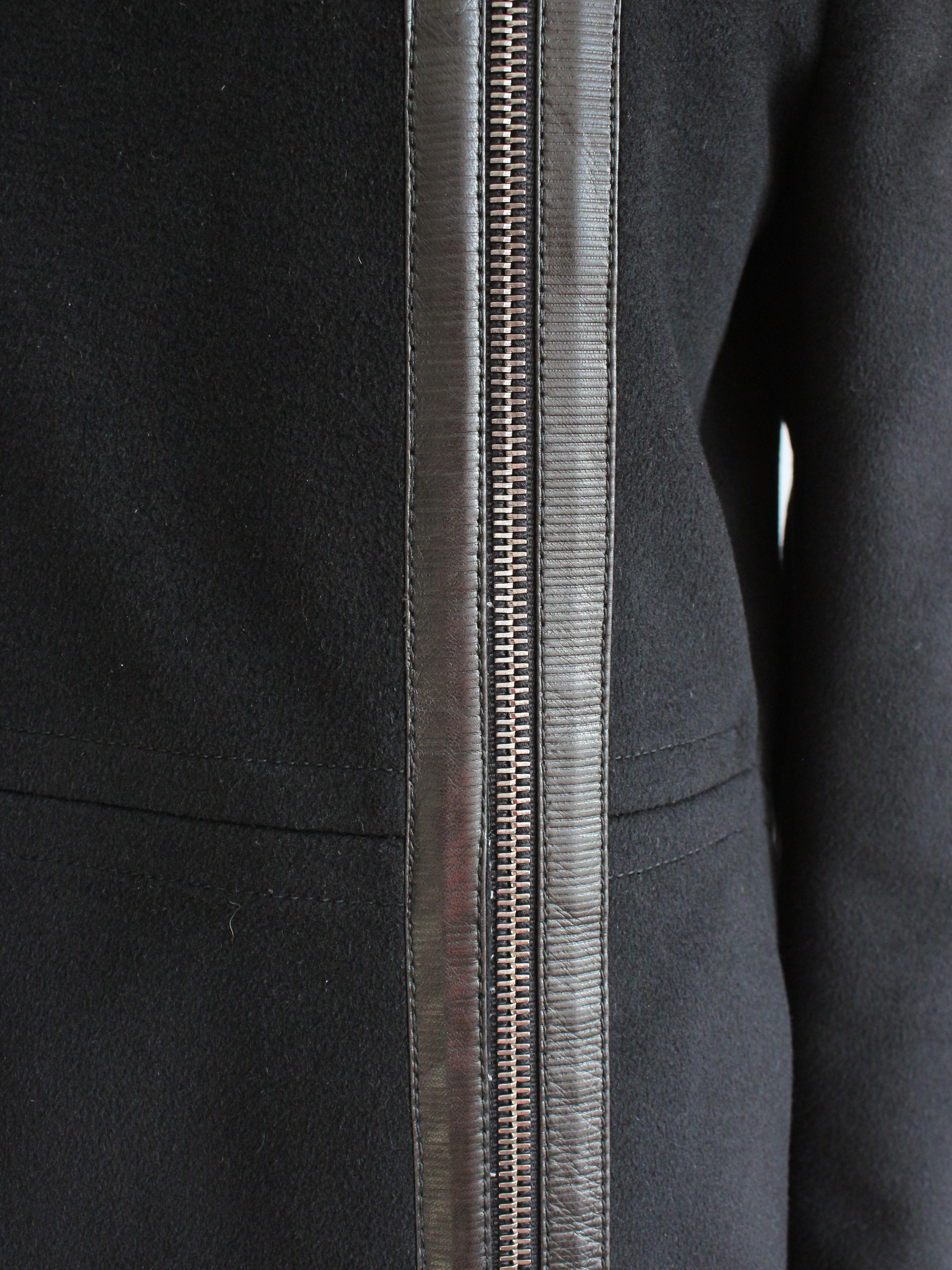 Gucci by Tom Ford Autunno/Inverno 2001 Cappotto nero in lana e cashmere con zip in vendita 11
