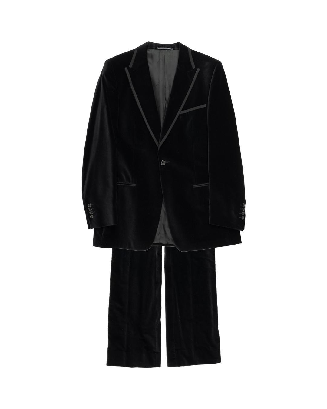 Gucci by Tom Ford AW1996 Velvet Smoking Tuxedo For Sale 3