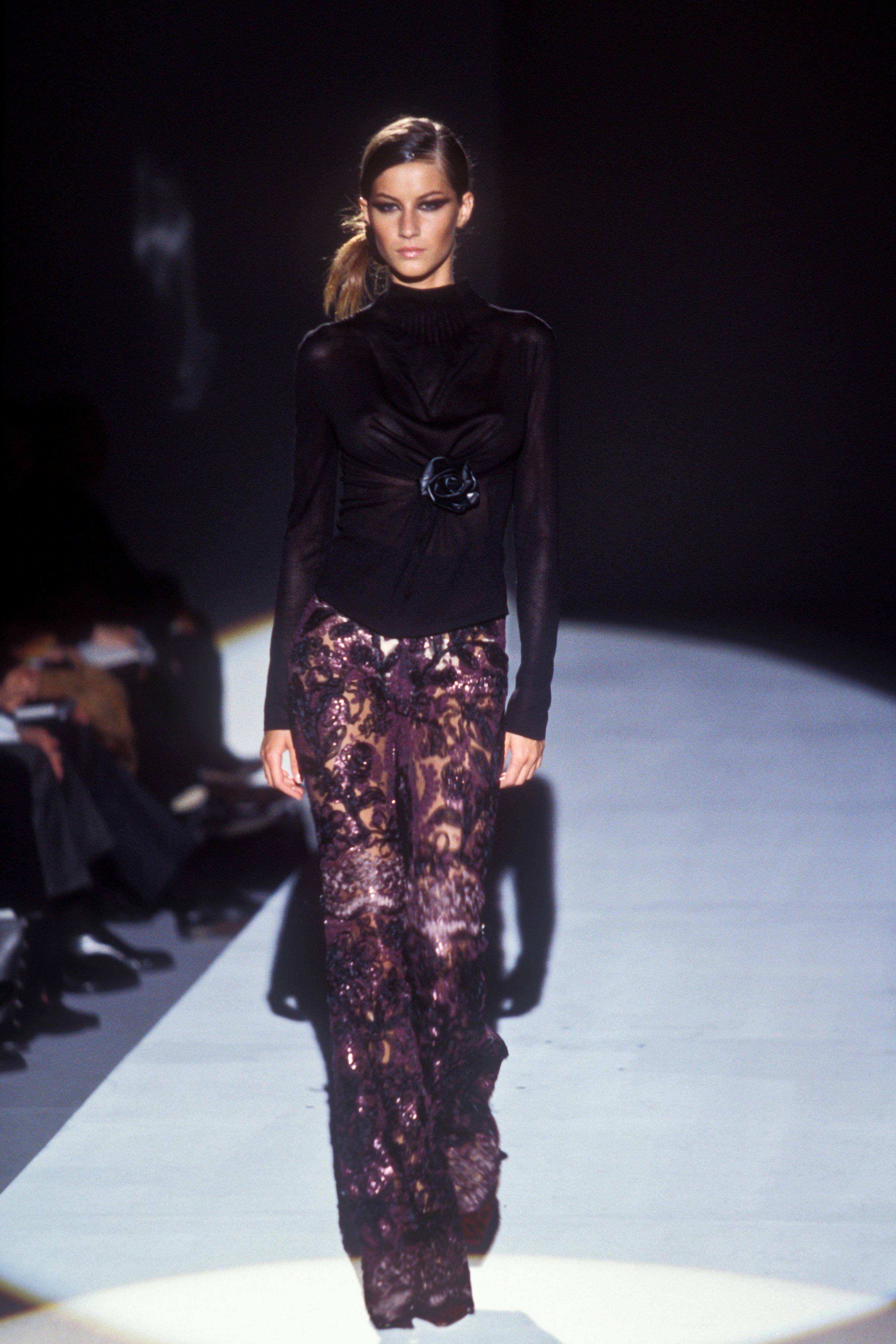 Gucci by Tom Ford Schwarze Schlaghose aus geblümter Spitze, fw 1999 Damen