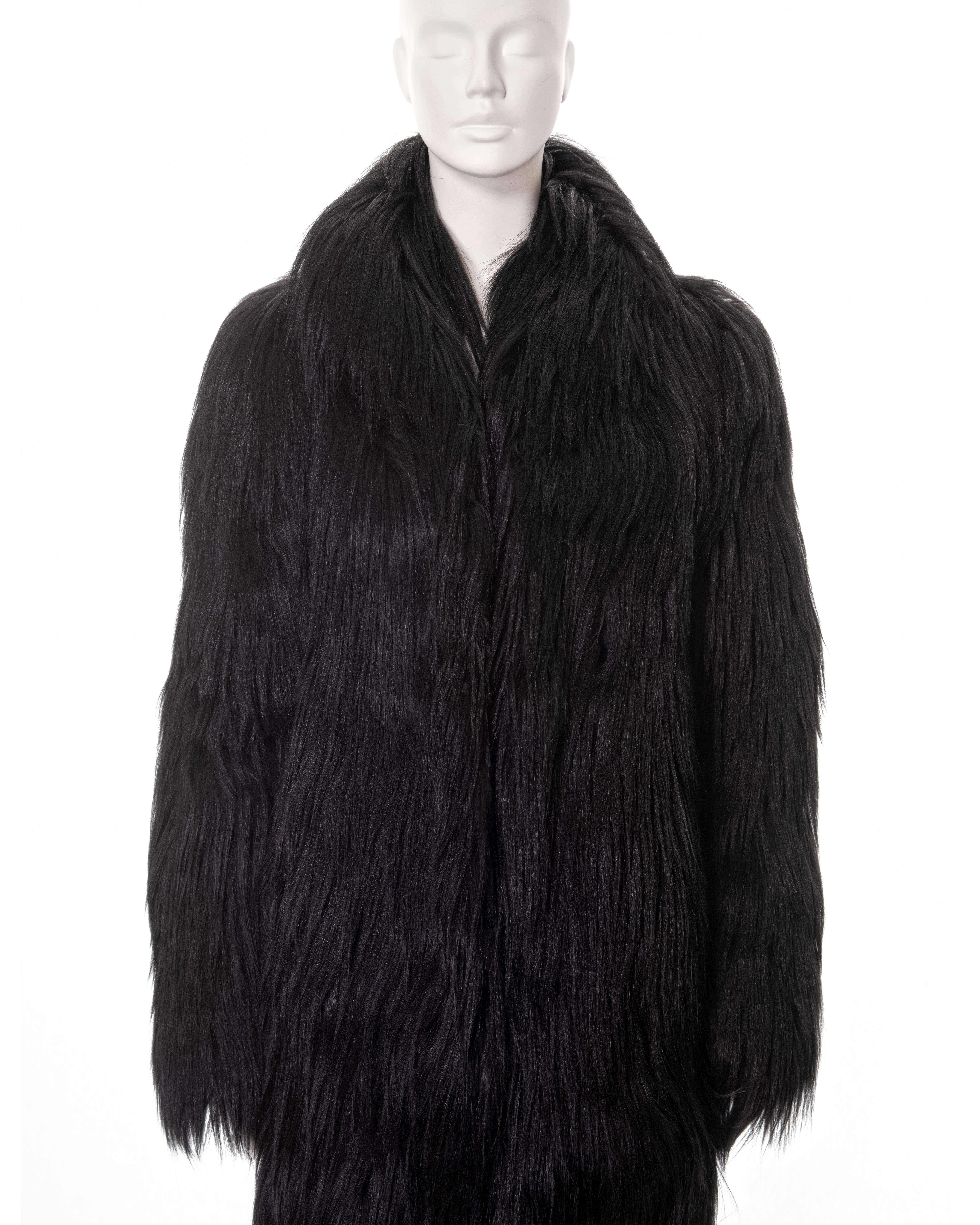 Women's Gucci by Tom Ford black goat hair coat, fw 2001 For Sale