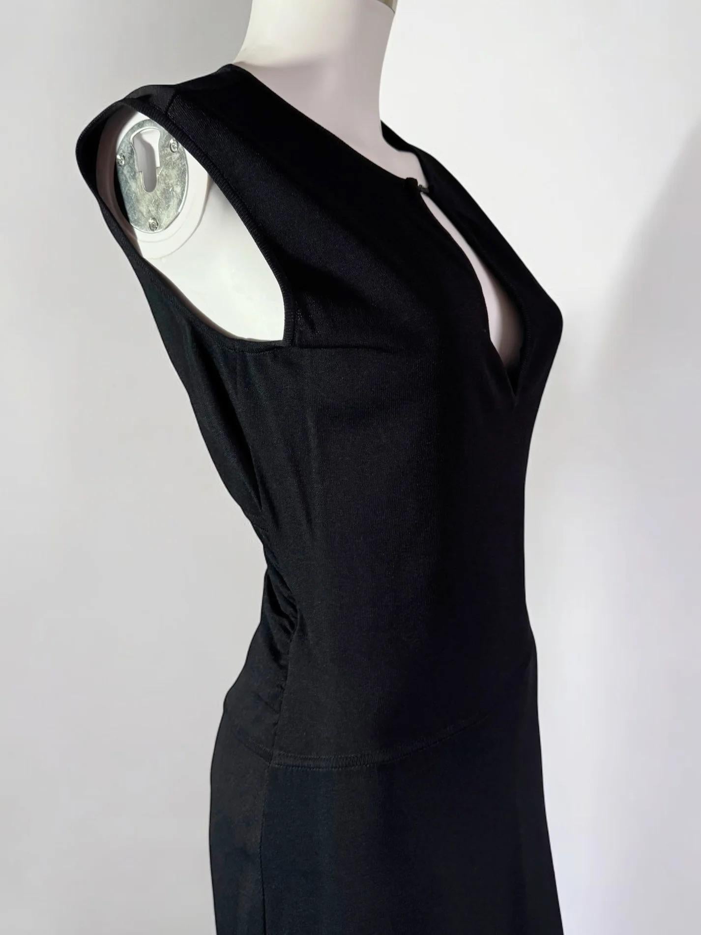 Women's or Men's Gucci by Tom Ford Black Keyhole Dress, 2000