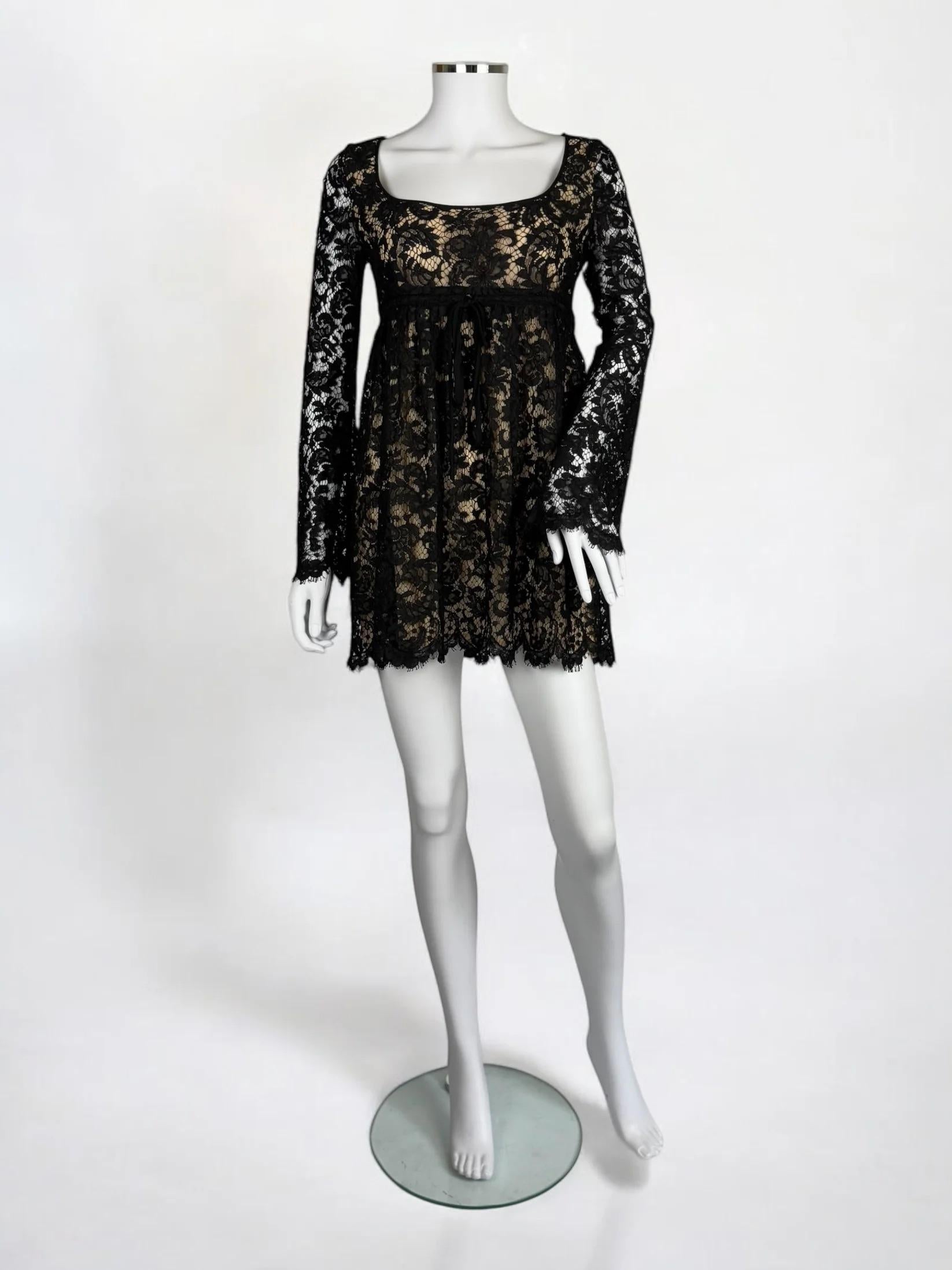 Gucci by Tom Ford Black Lace Babydoll Dress, SS 1996 In Good Condition In Marlborough, GB