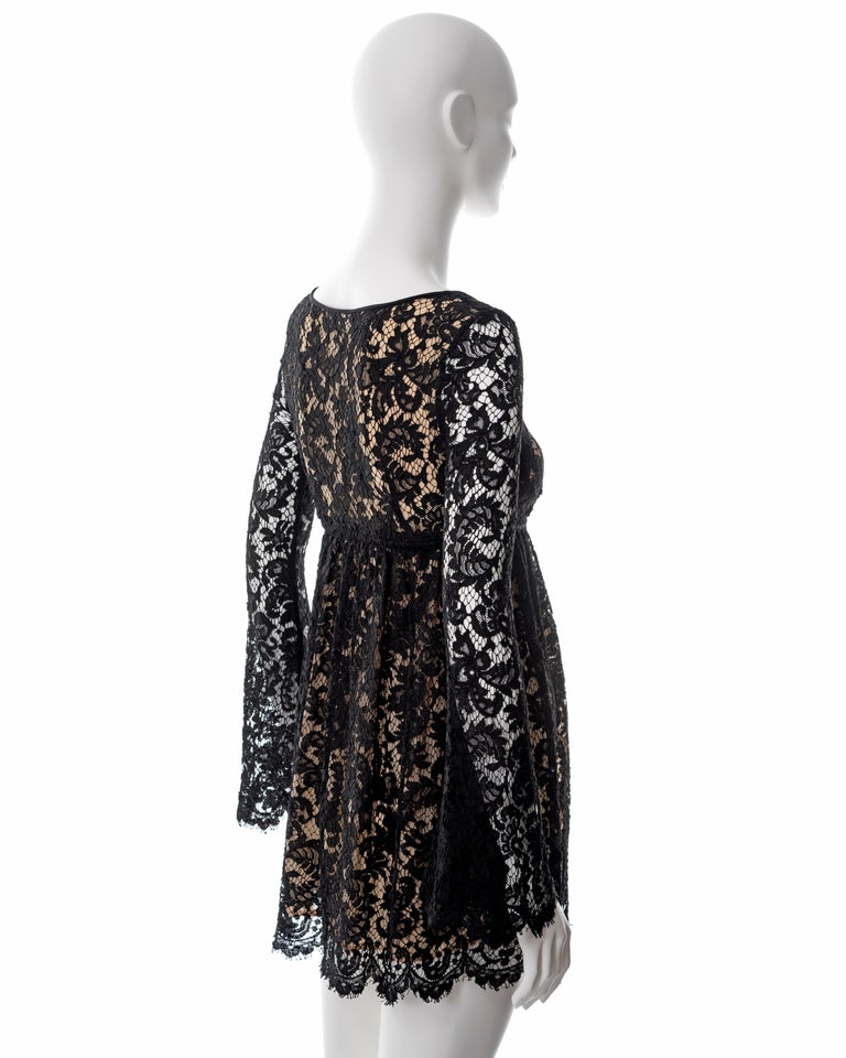 Gucci by Tom Ford black lace long sleeve mini dress, ss 1996 For Sale at  1stDibs | gucci black lace dress