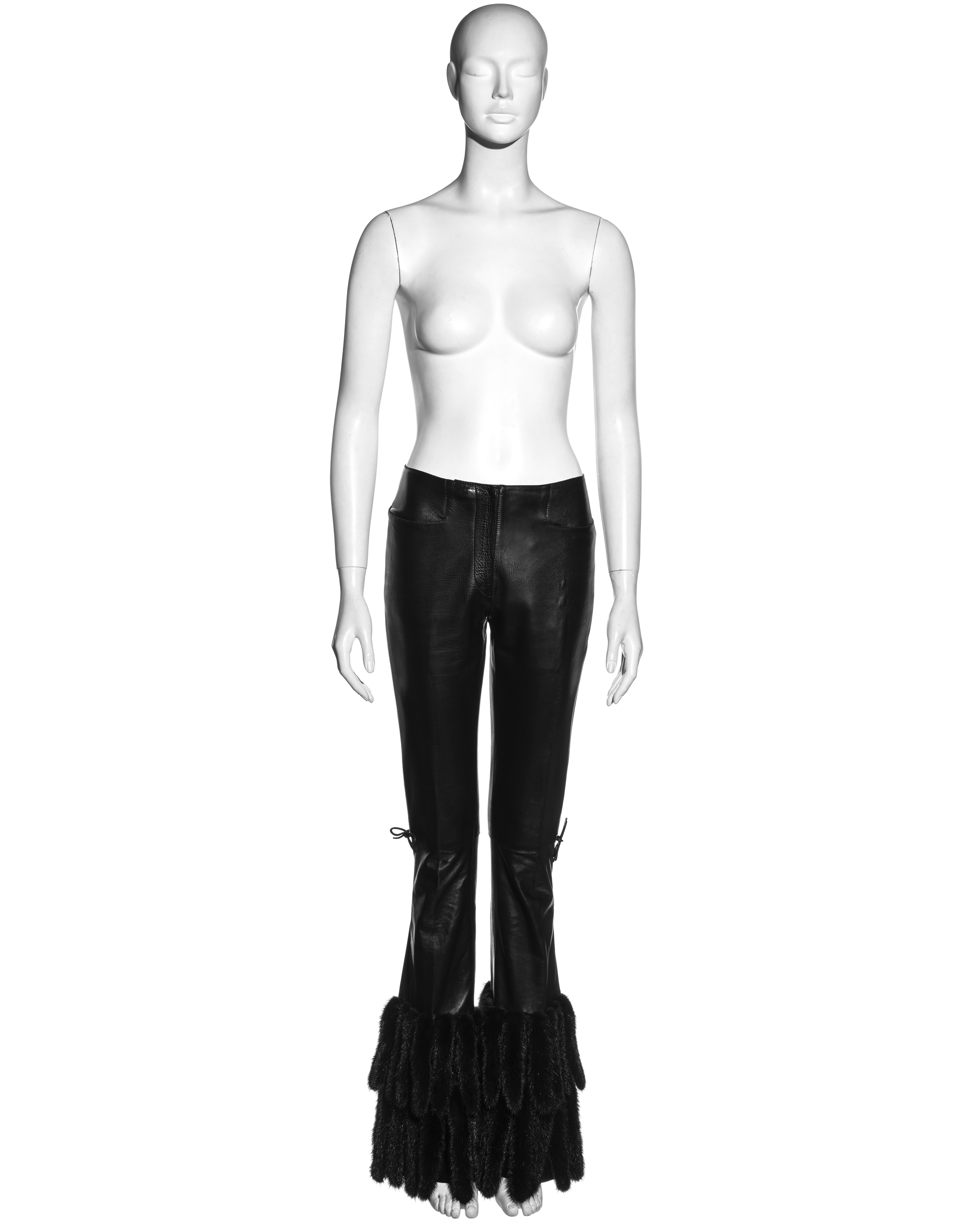 Pantalon évasé en cuir noir et fourrure de vison Gucci by Tom Ford, A/H 1999 Pour femmes en vente