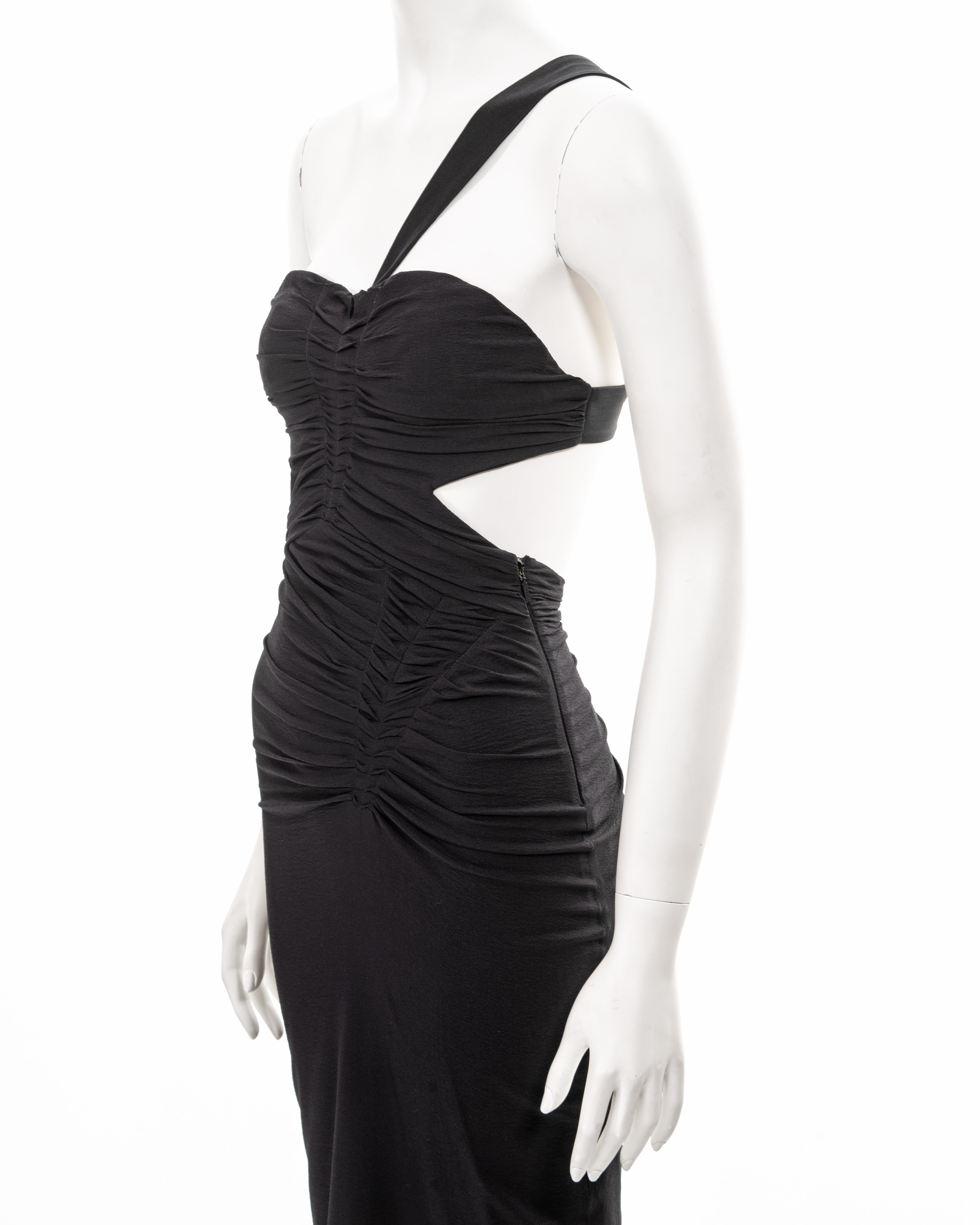 Gucci by Tom Ford black ruched silk spandex evening dress, fw 2003 For Sale 1