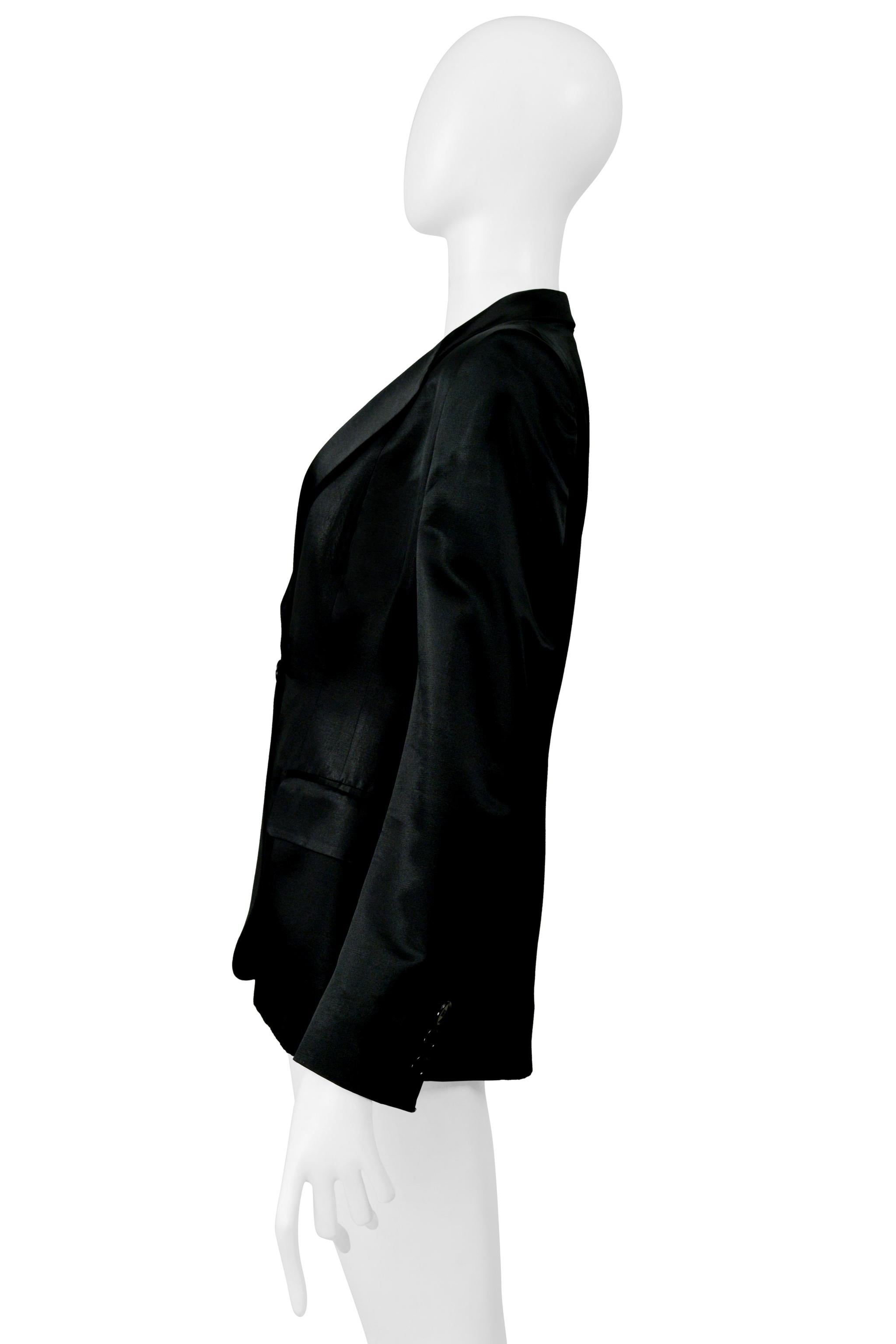 Gucci By Tom Ford Giacca da sera in raso nero 1996 In condizioni ottime in vendita a Los Angeles, CA