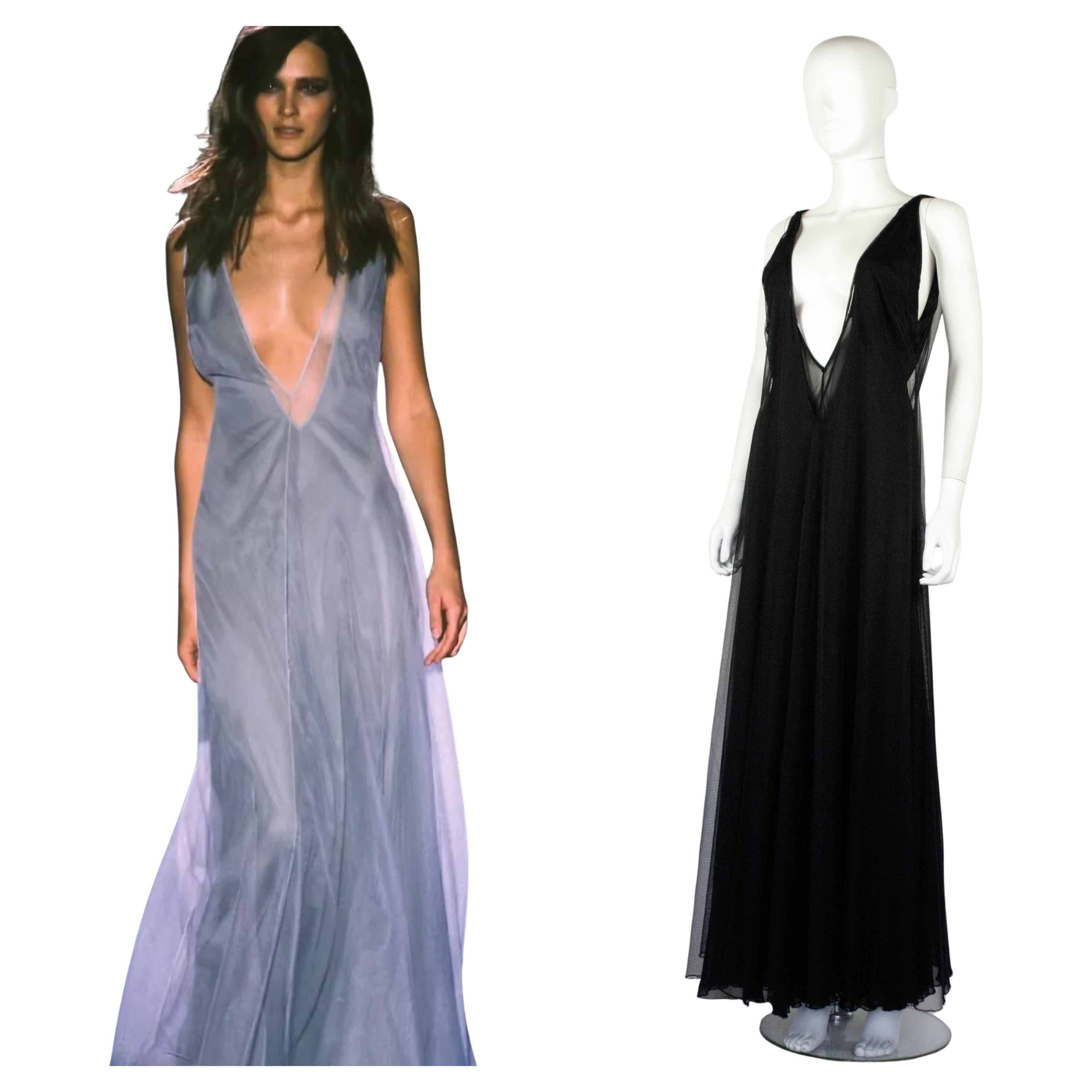 Gucci by Tom Ford Vestido de tul negro para la pasarela, F/W 1998 en venta