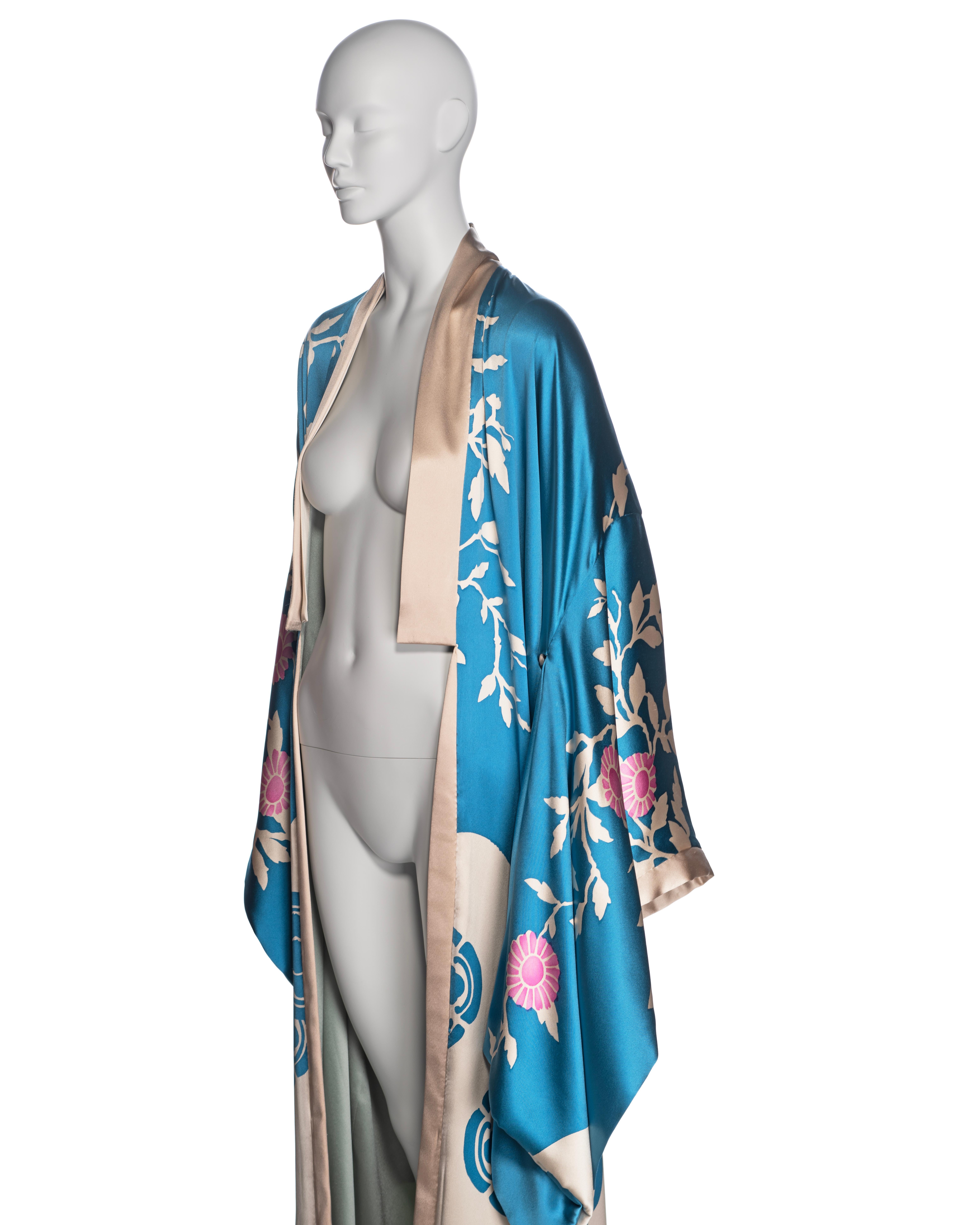 Gucci by Tom Ford Blue Silk Satin Kimono, SS 2003 12