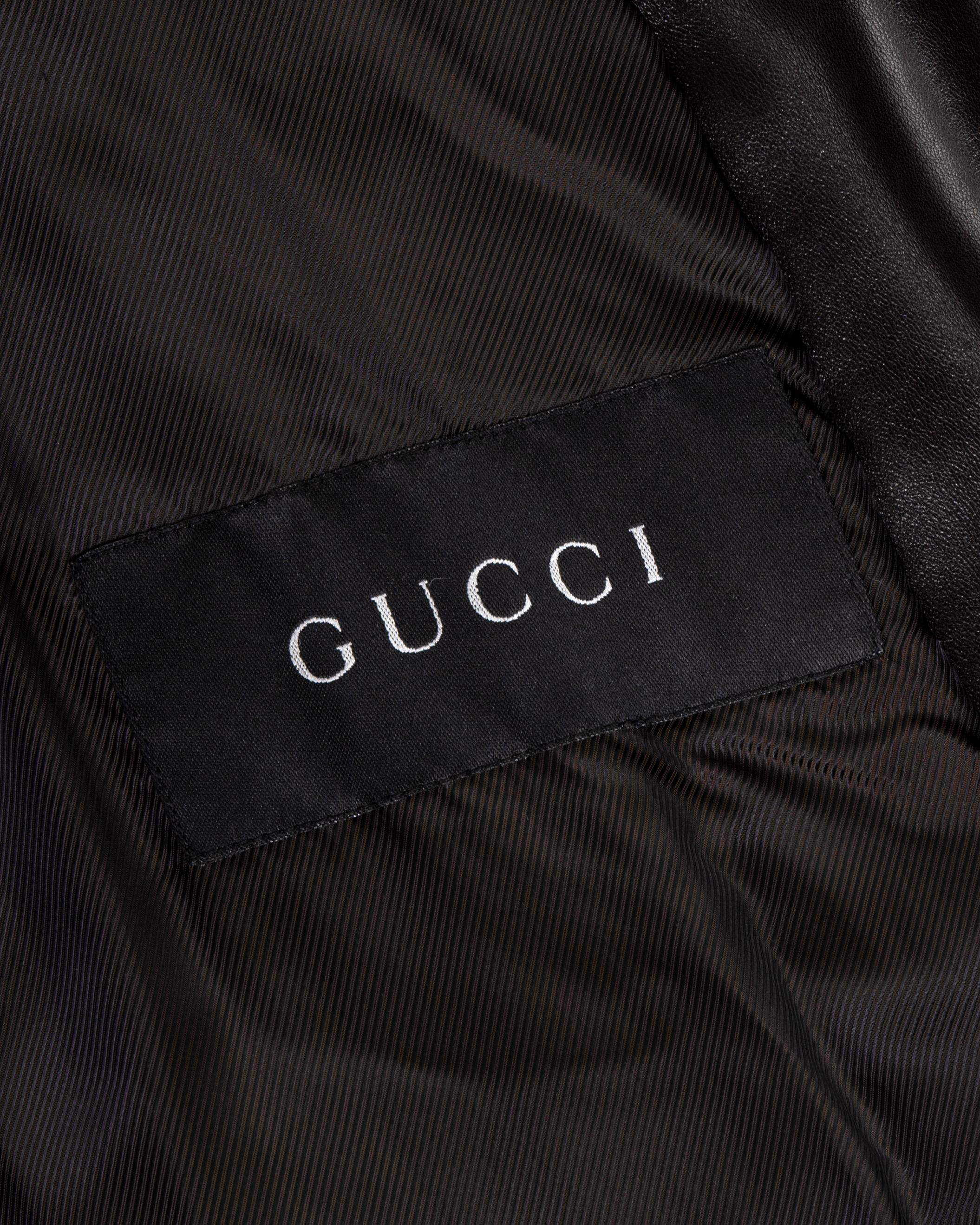 Gucci by Tom Ford Mantel aus braunem Fuchspelz und Lederkorsett, fw 2003 im Angebot 8