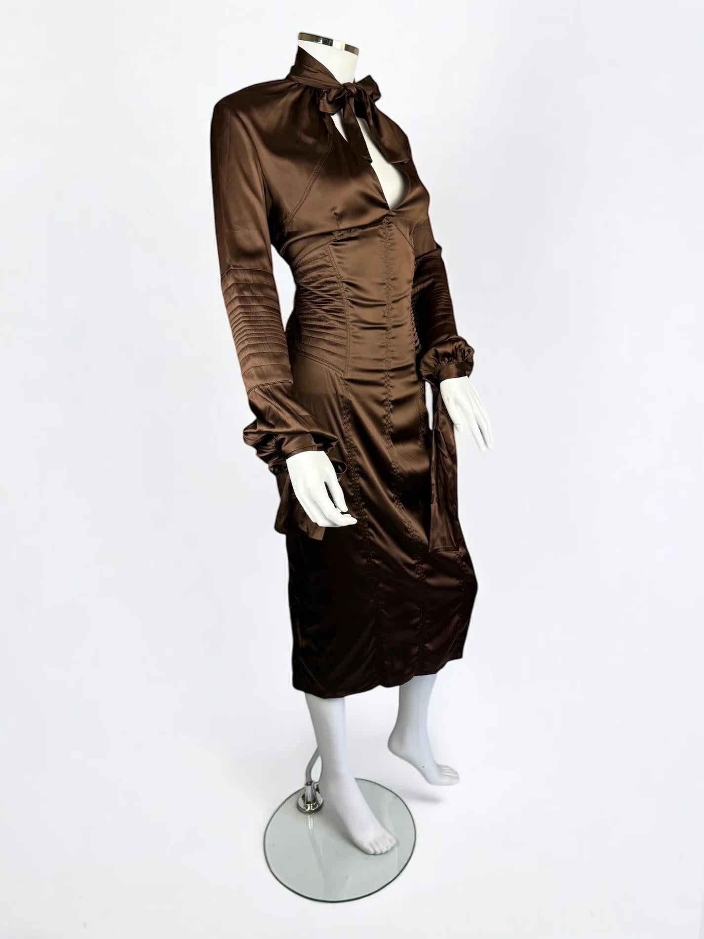 Gucci by Tom Ford Brown Silk Bow Dress, FW 2003 For Sale 1