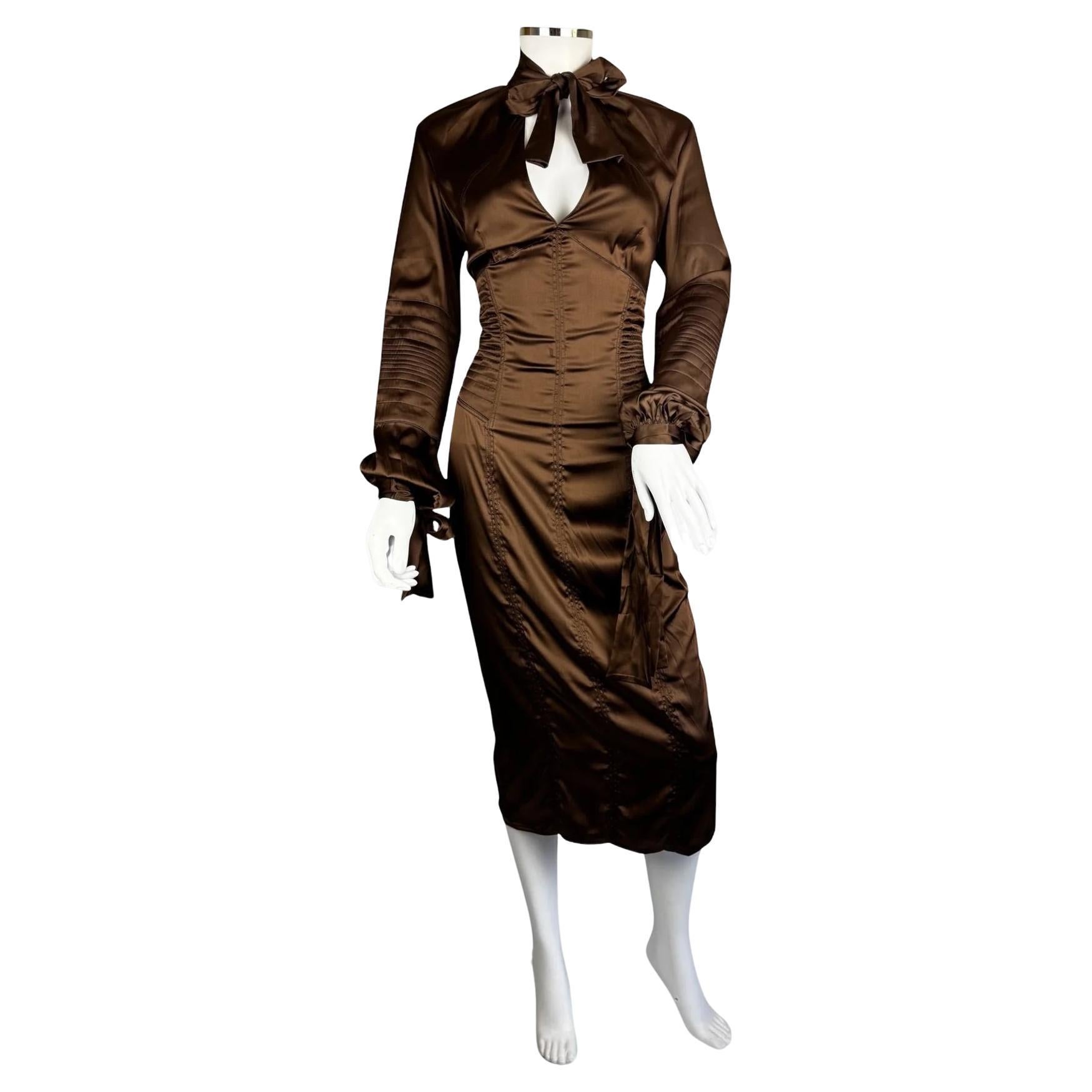 Gucci by Tom Ford Brown Silk Bow Dress, FW 2003 For Sale