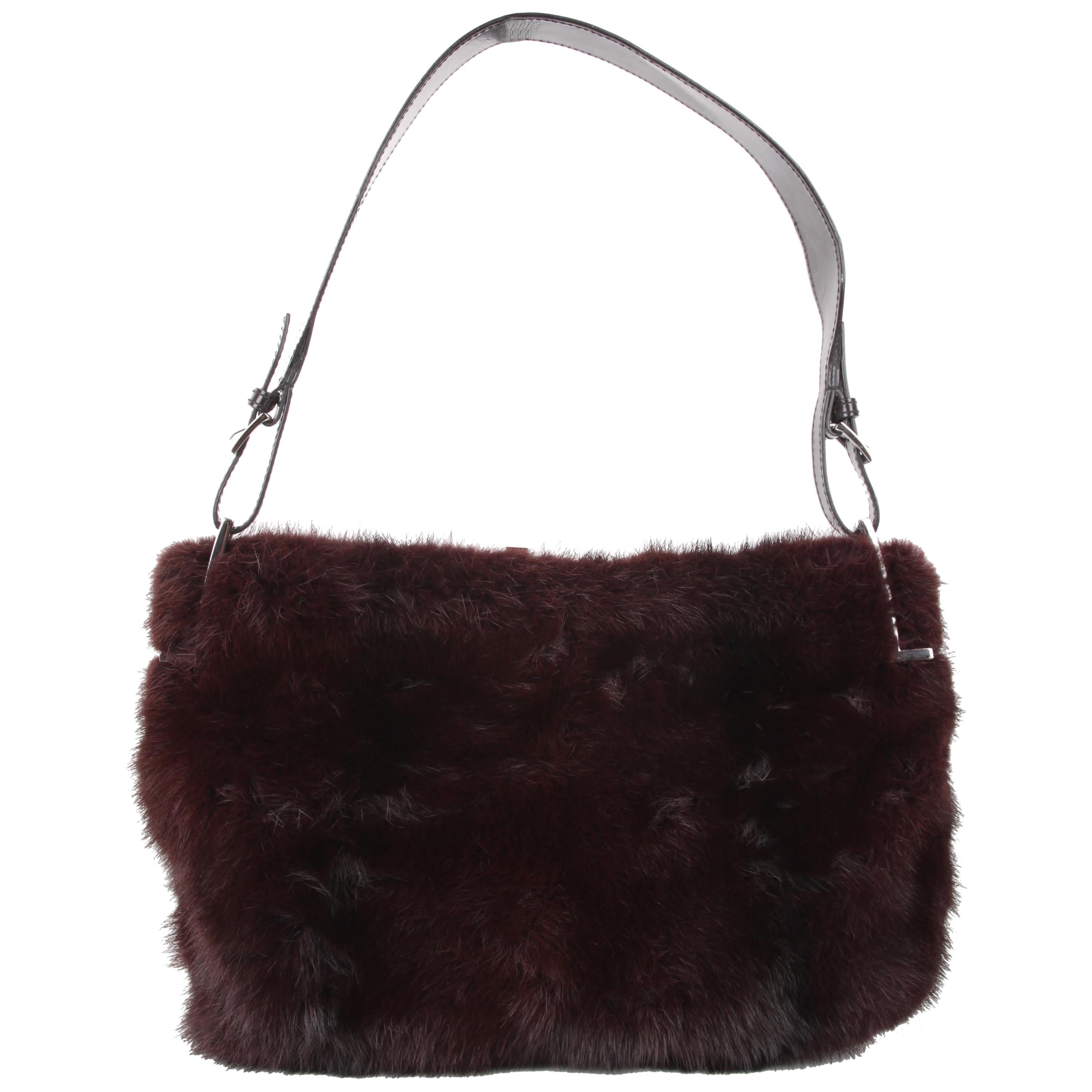   Gucci by Tom Ford Burgundy Fox Fur Leather Shoulder Handbag   For Sale