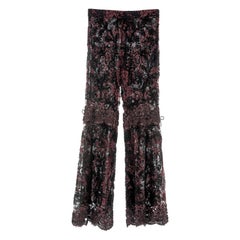 Gucci by Tom Ford pantalones de noche acampanados de encaje floral en lamé burdeos, fw 1999
