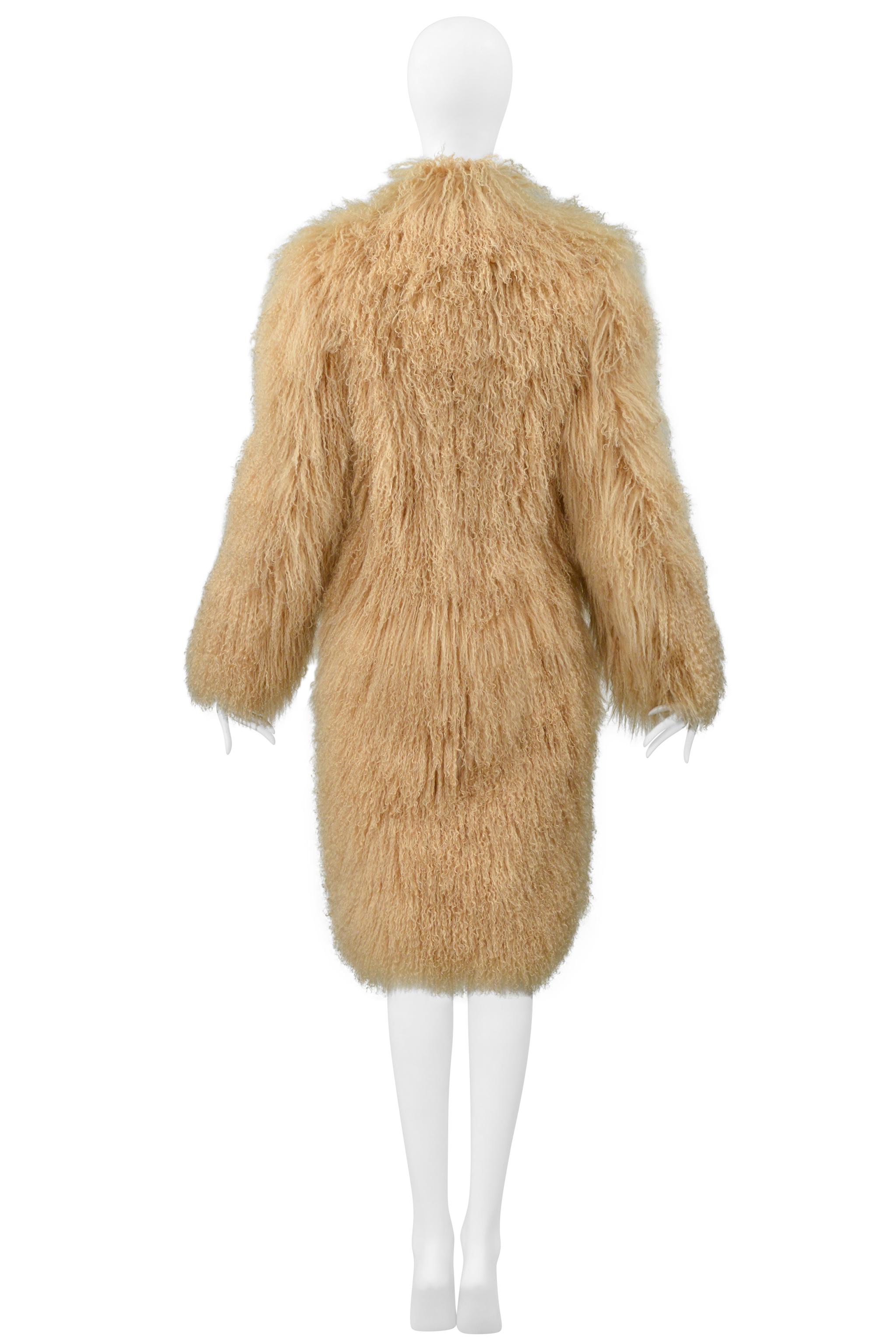 Gucci By Tom Ford Camel Shearling Chubby Coat With Leather Side Panels 2001 For Sale 8