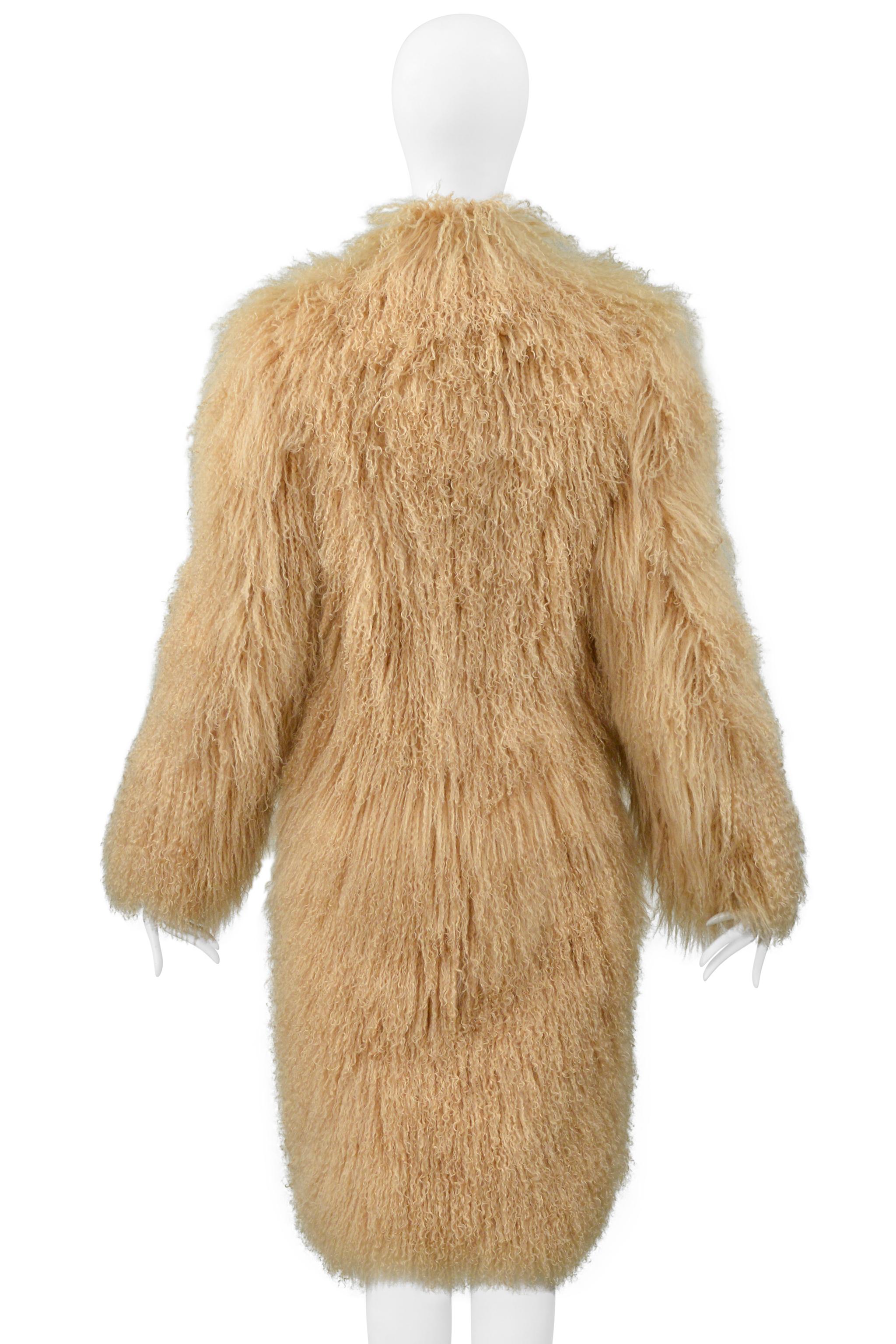 Gucci By Tom Ford Camel Shearling Chubby Coat With Leather Side Panels 2001 For Sale 9