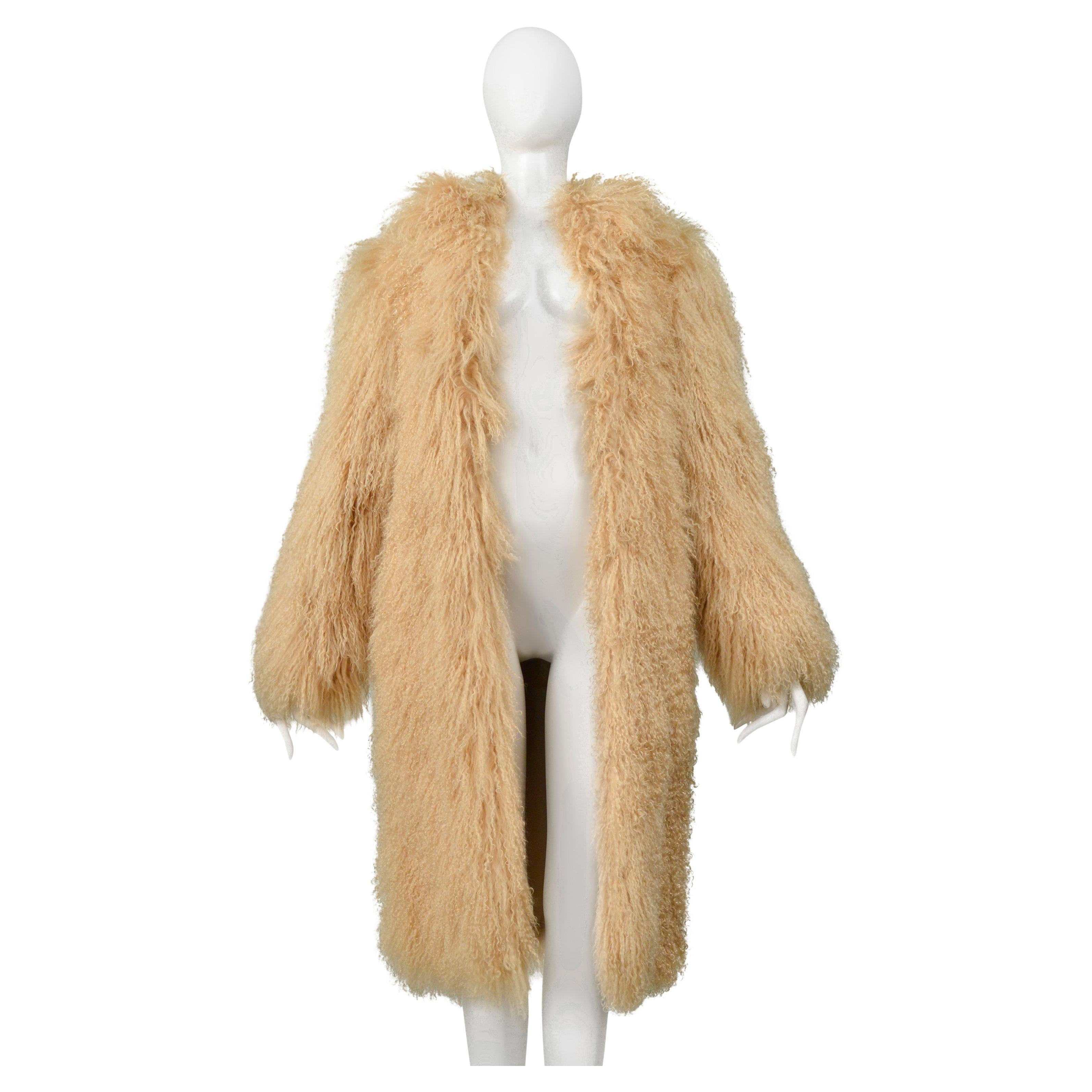 Gucci By Tom Ford Camel Shearling Chubby Coat With Leather Side Panels 2001 For Sale