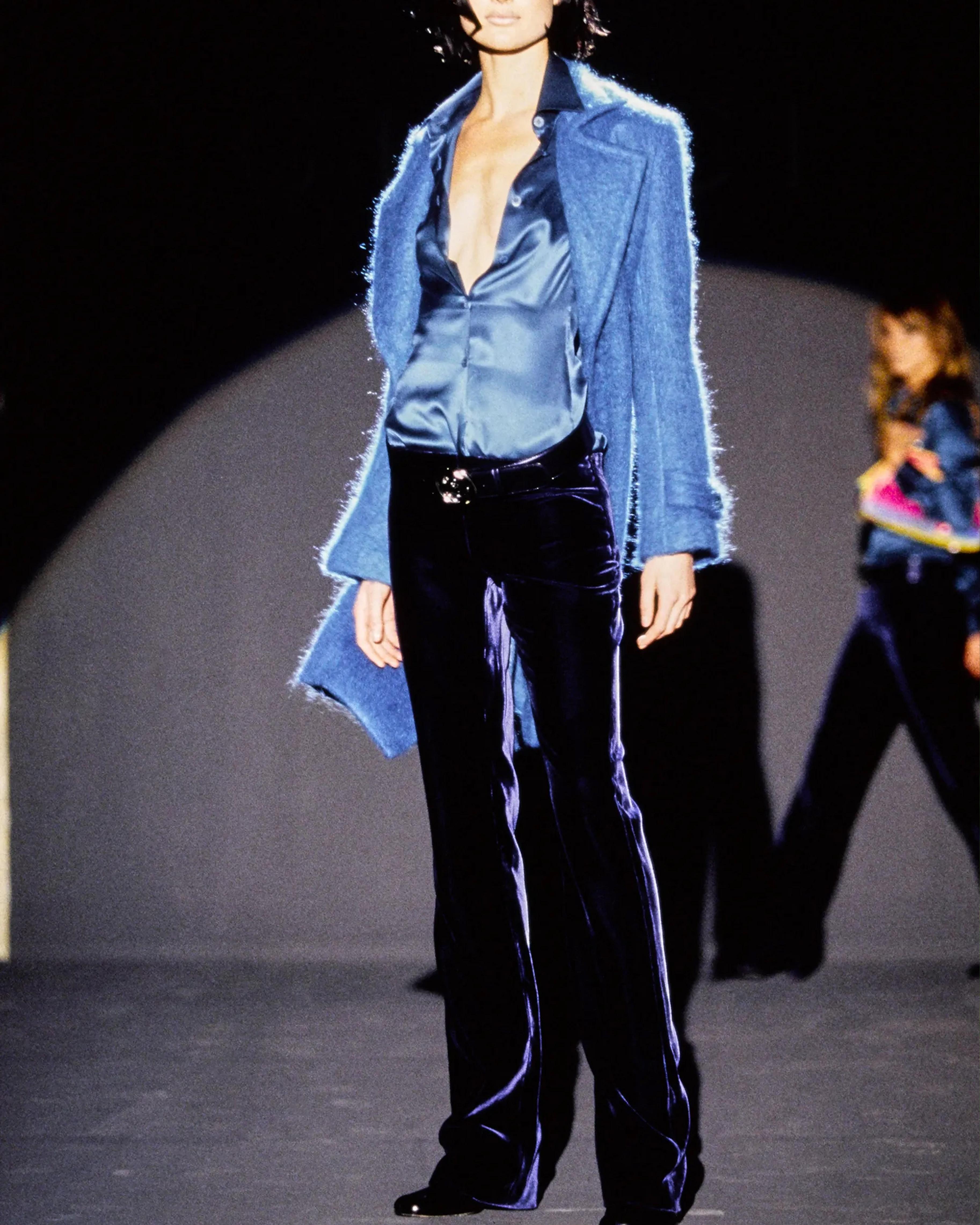 Gucci by Tom Ford F/W 1995 Pantalon bootcut en velours marron Excellent état - En vente à Caserta, IT