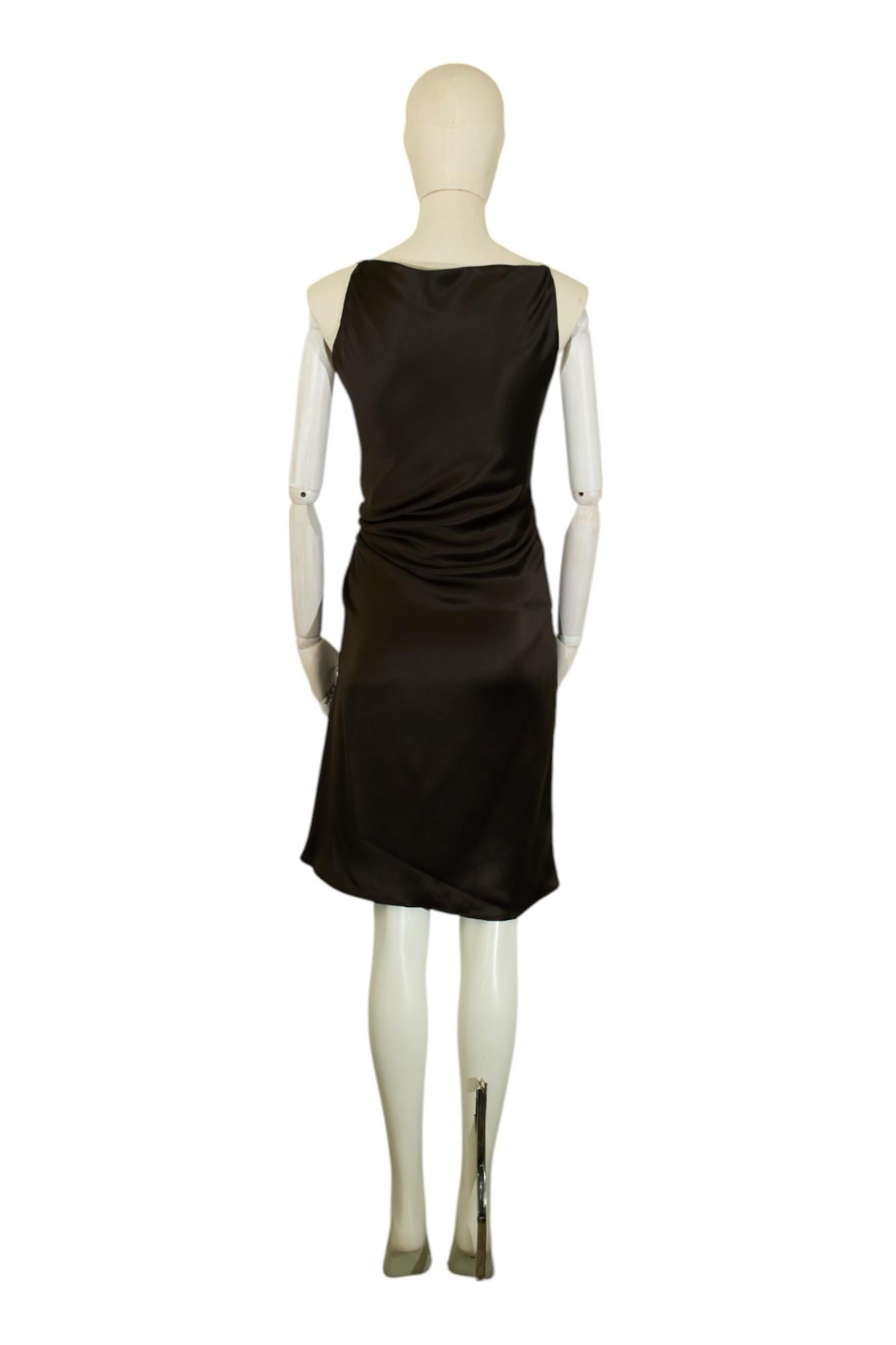 Gucci by Tom Ford F/W 1999 Gerafftes Seidenkleid im Zustand „Gut“ im Angebot in LISSE, NL