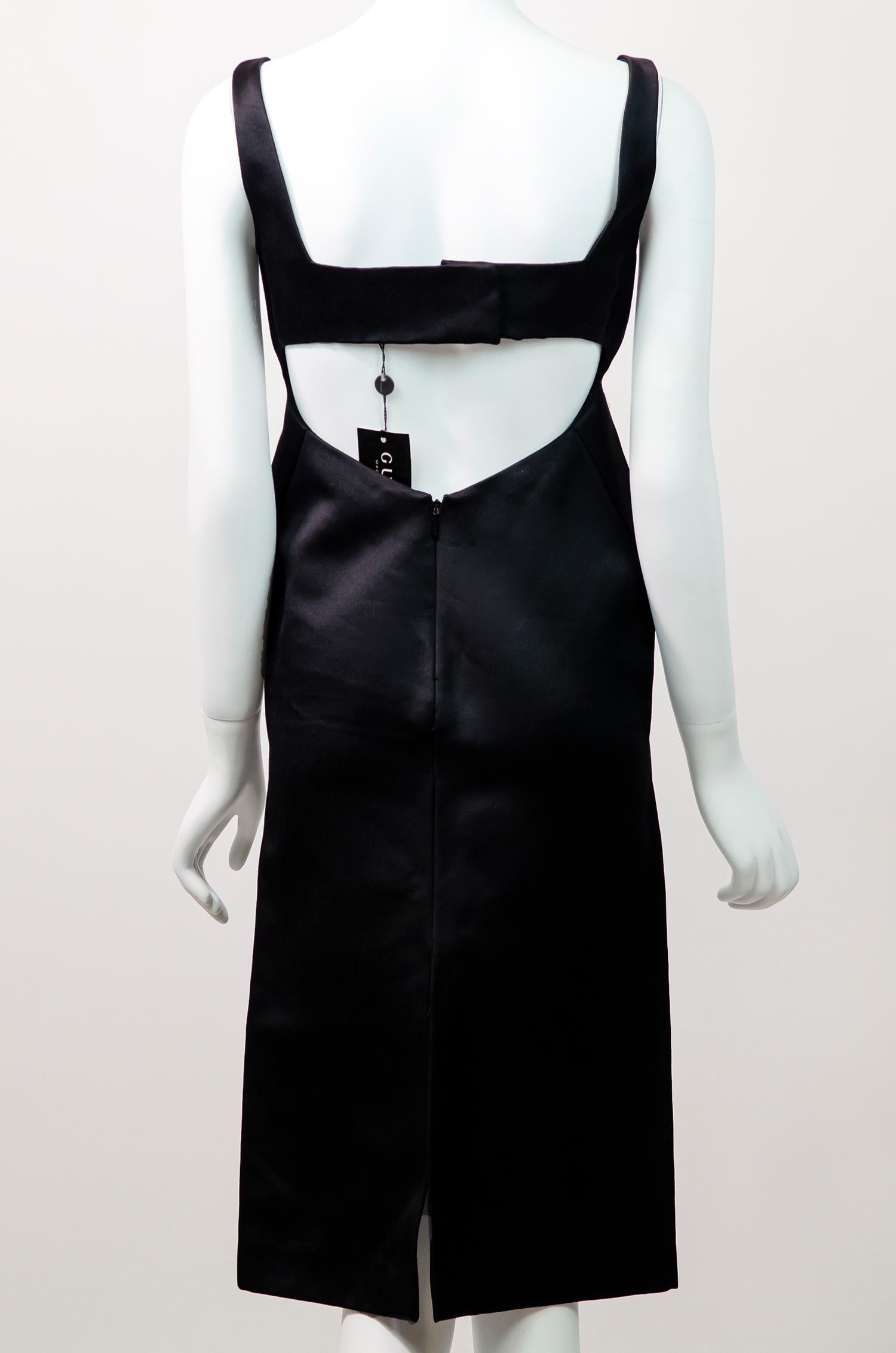 GUCCI BY TOM FORD F/W 2001 Runway Satin Dress - With Original Tags For Sale 1