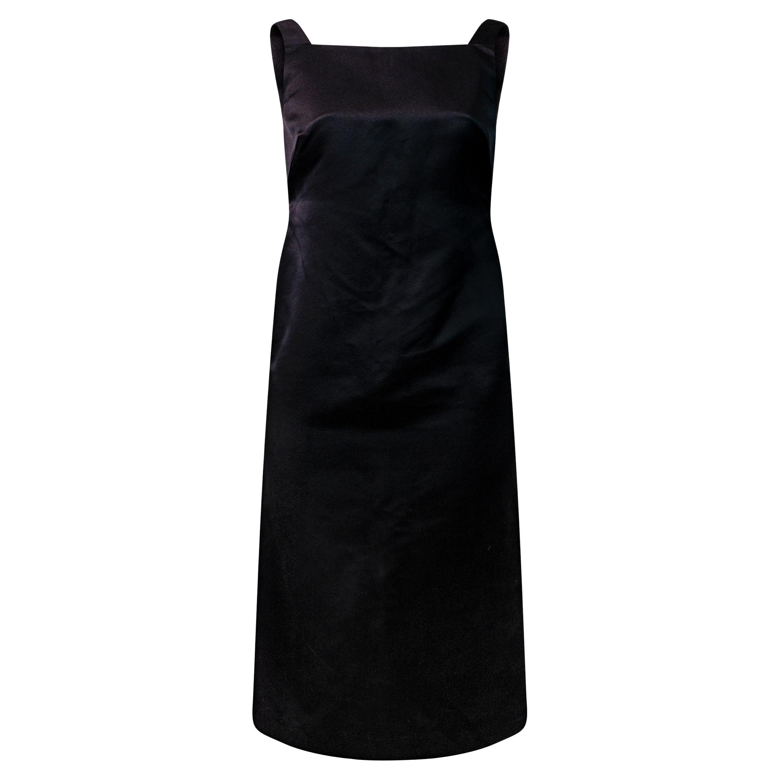 GUCCI BY TOM FORD F/W 2001 Runway Satin Dress - With Original Tags For Sale