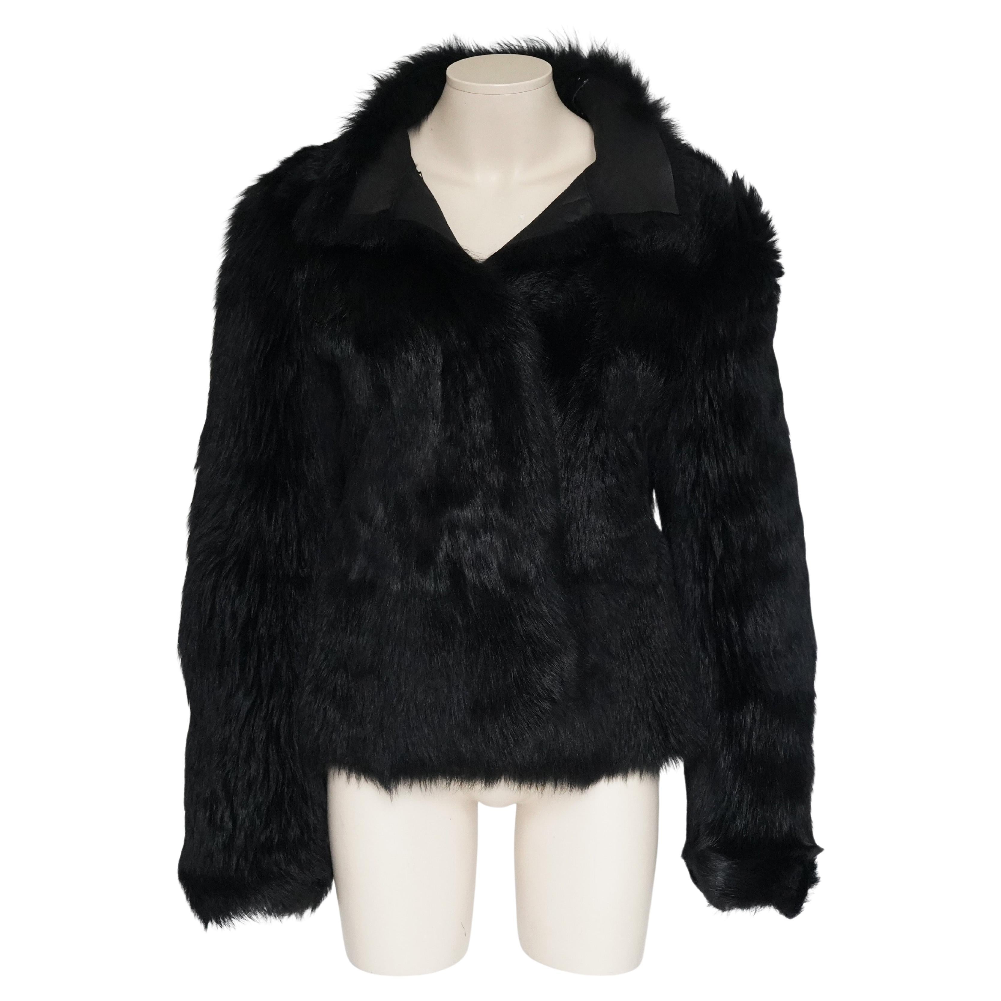 Gucci by Tom Ford F/W 2002 Abrigo de piel con cinturón de shearling negro IT38 en venta 4