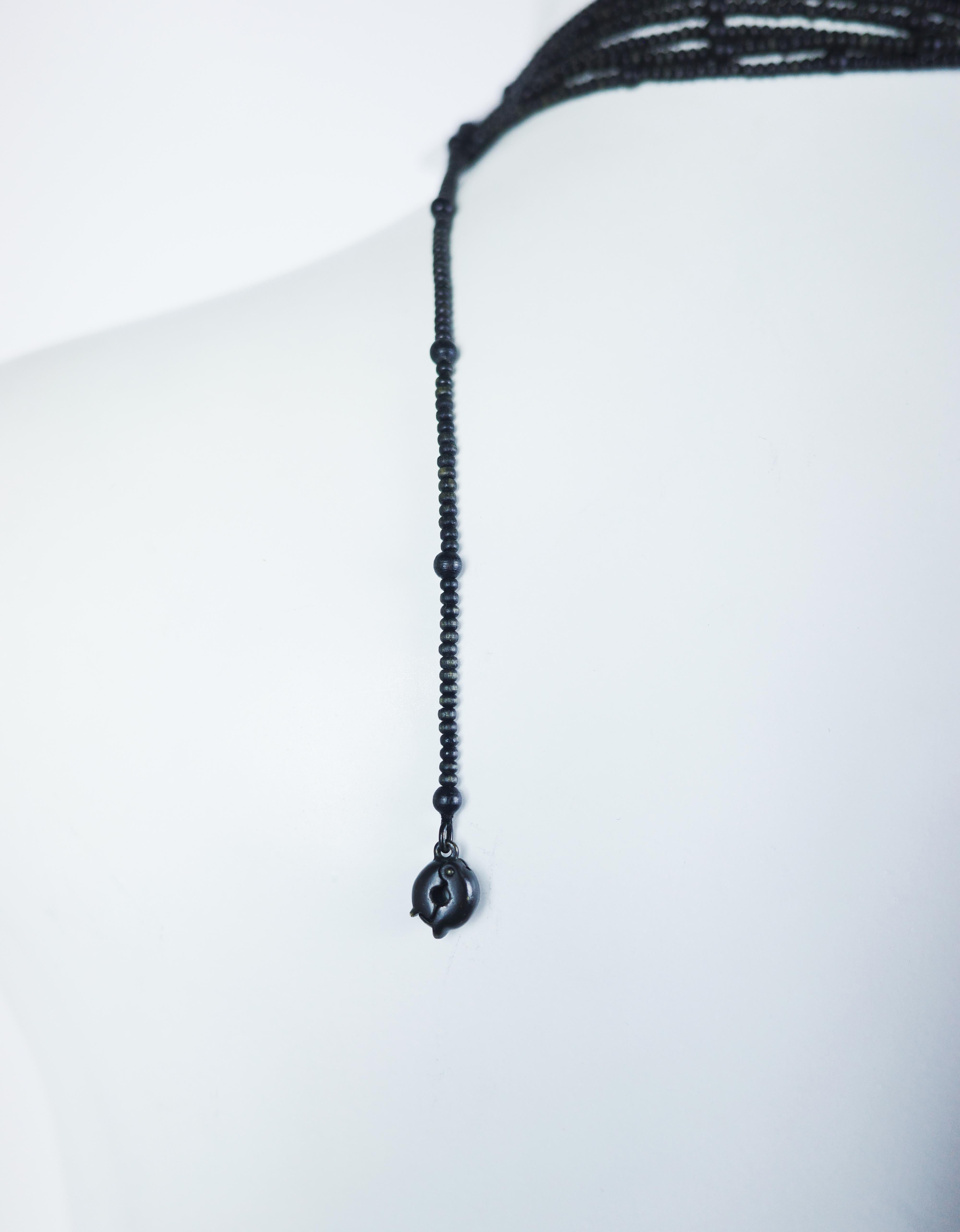 Collana W. Cross in legno d'ebano GUCCI By Tom Ford F/w 2002 in vendita 6