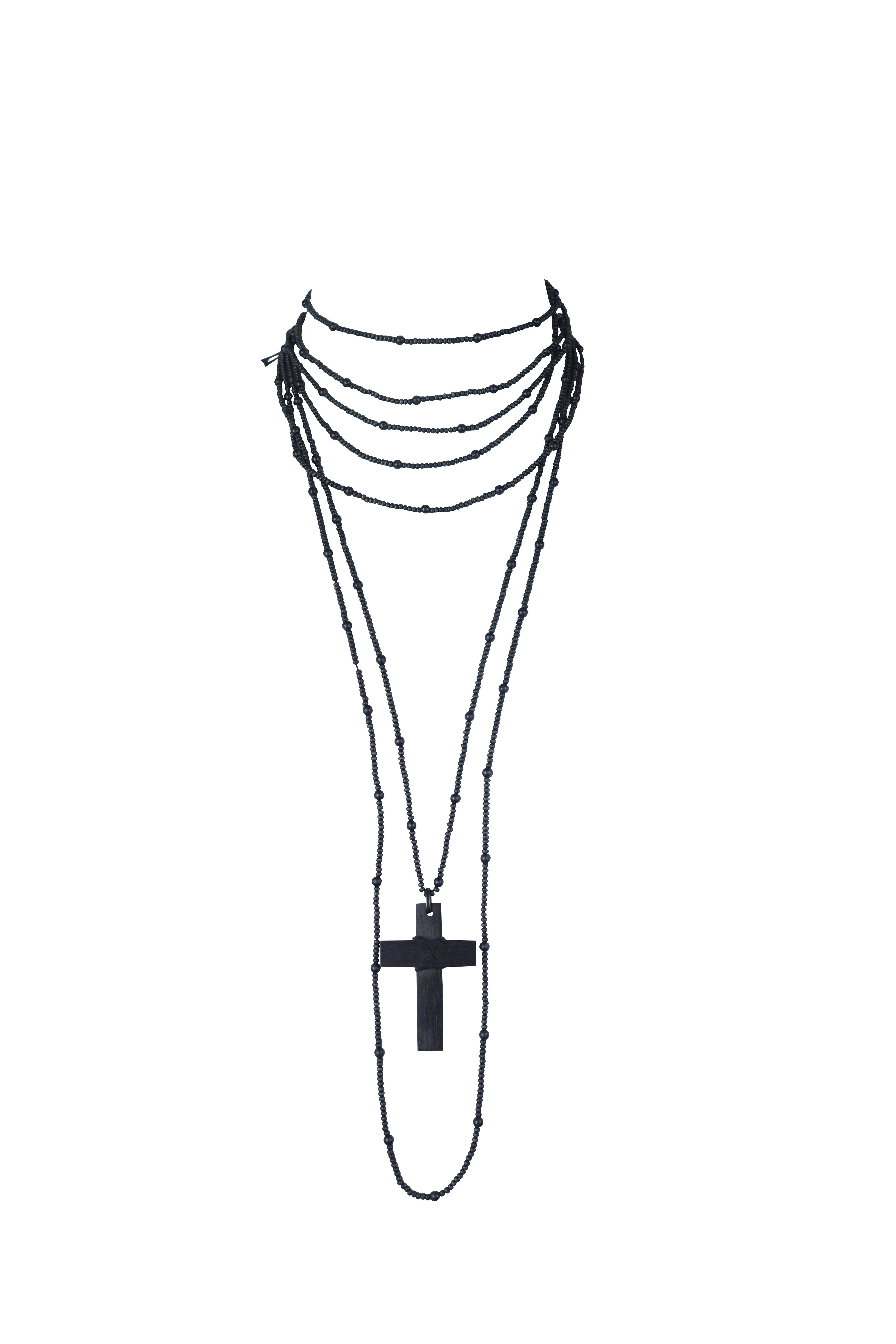 Collana W. Cross in legno d'ebano GUCCI By Tom Ford F/w 2002 in vendita 1