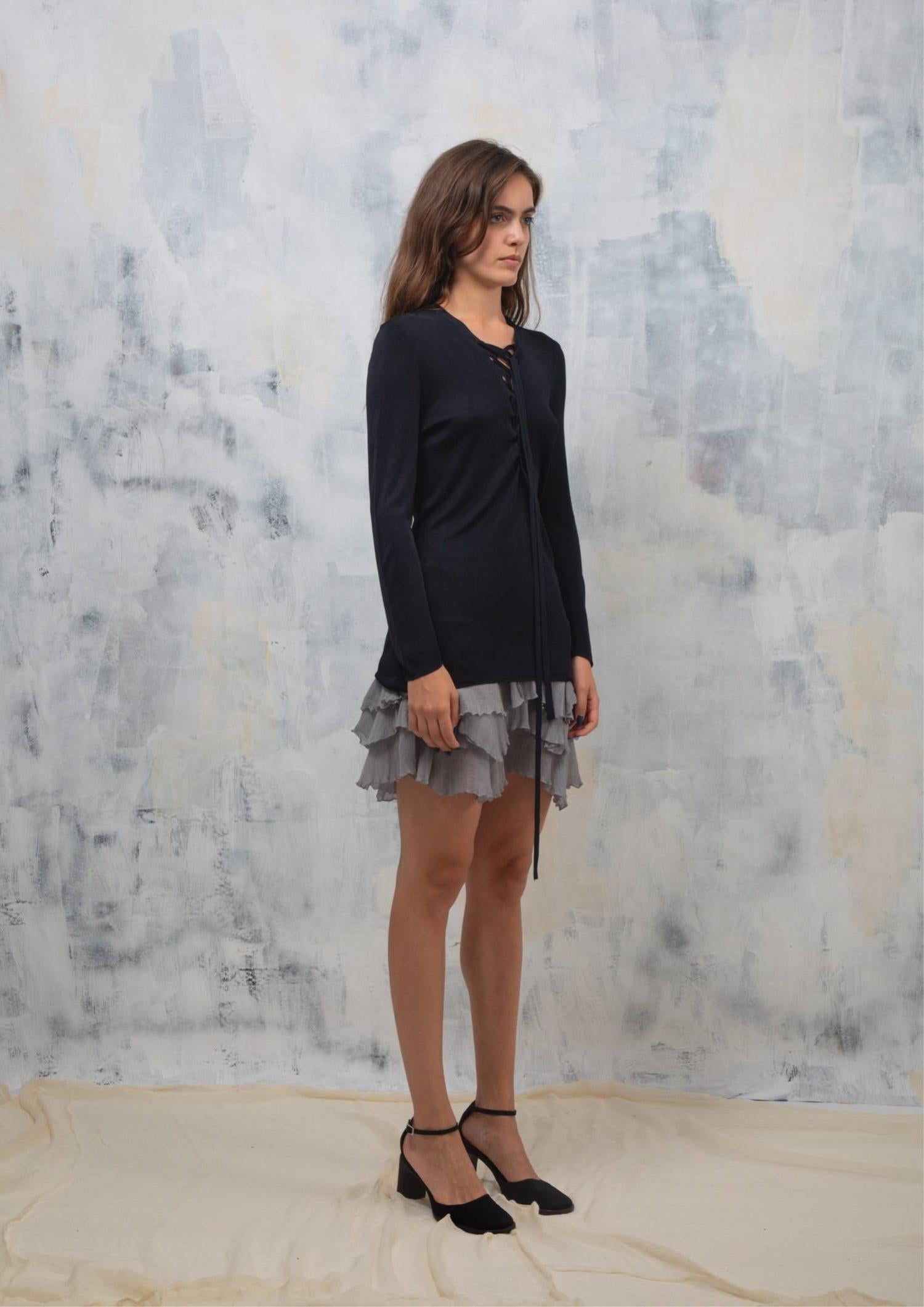 Top con lacci Gucci by Tom Ford A/I 2002, in versione marina In condizioni buone in vendita a Athina, GR