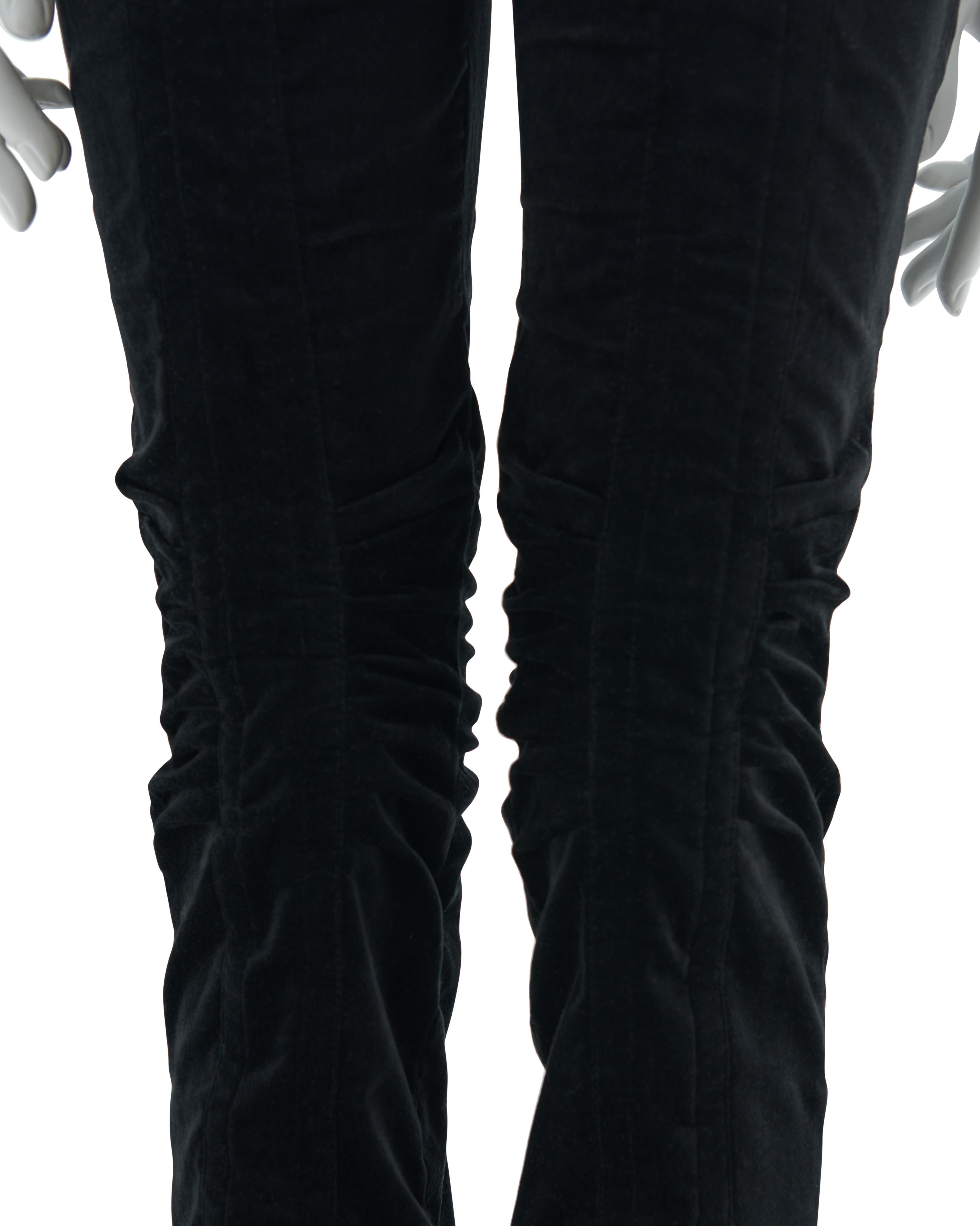 Gucci by Tom Ford F/W 2004 Black ruched cotton velvet pants in vendita 1
