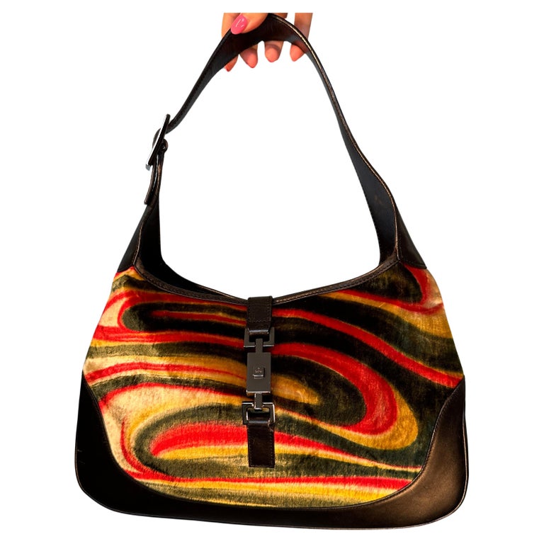 45 Celebs Prove the Fendi Peekaboo is the Low-Key Luxury Bag That Fits Any  Personal Style - PurseBlog