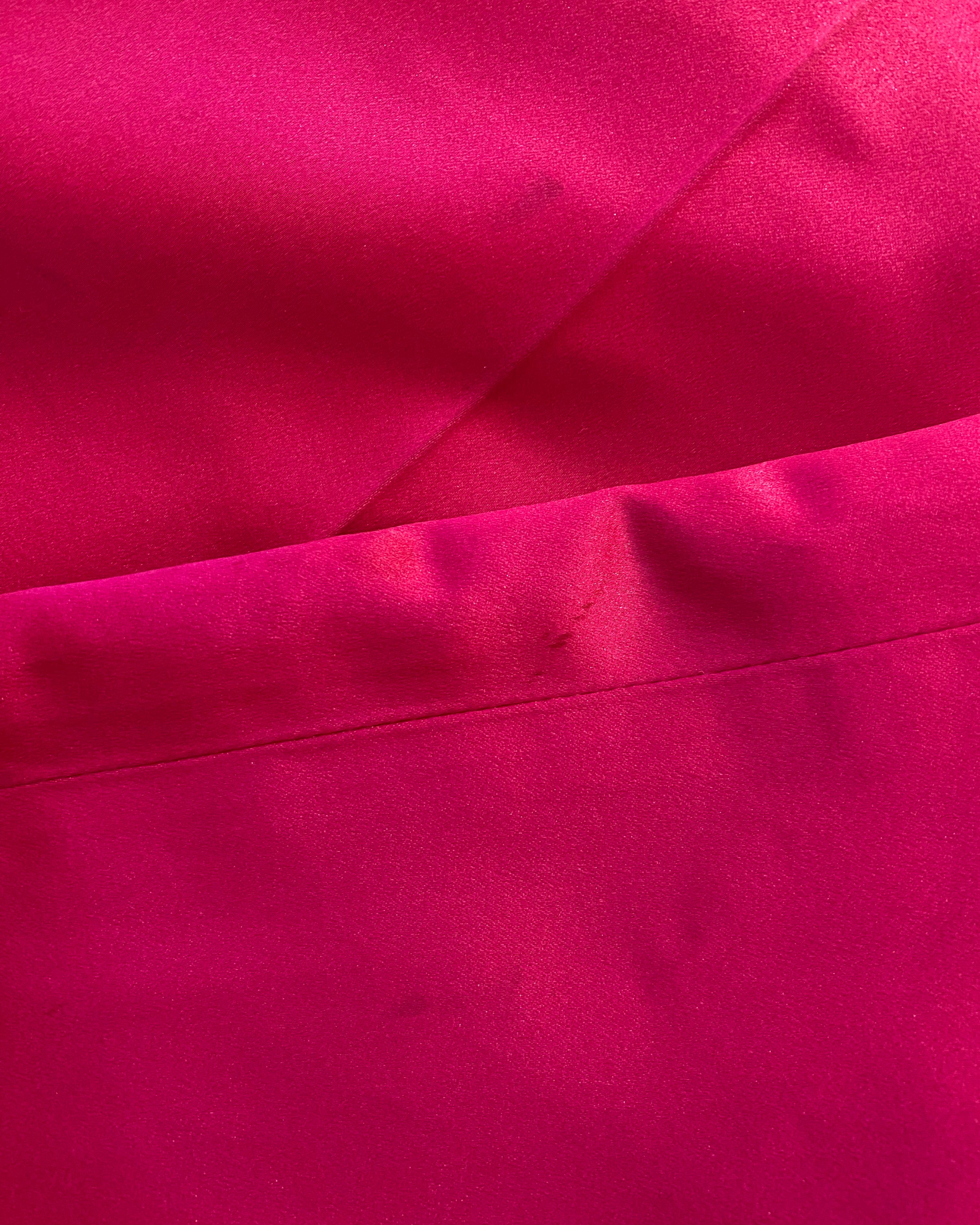 Gucci by Tom Ford Fall 2001 hot pink silk low waist tapered dress pants IT 38 For Sale 14