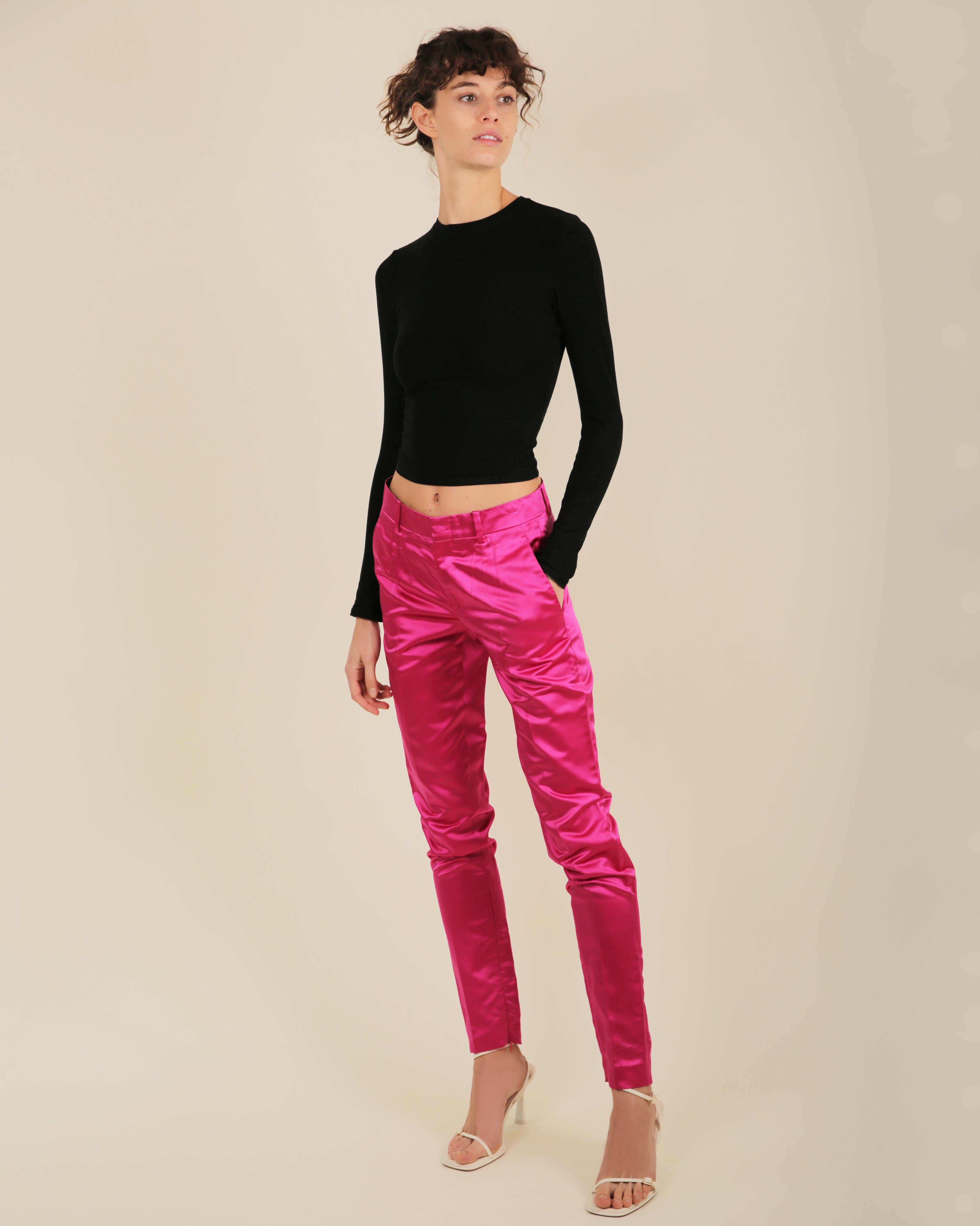 Gucci by Tom Ford Fall 2001 hot pink silk low waist tapered dress pants IT 38 For Sale 2