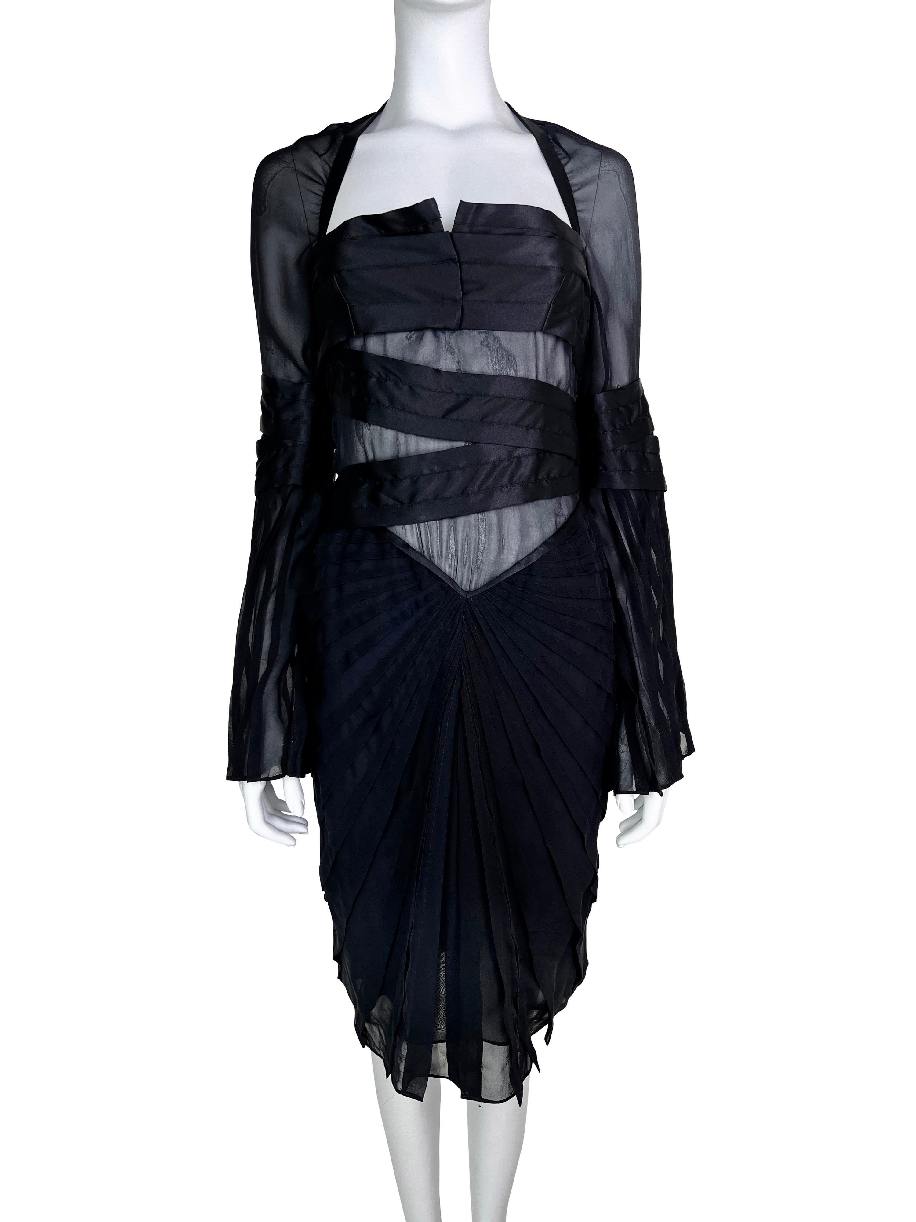 Gucci by Tom Ford Fall 2004 Pleated Bondage Silk Dress For Sale 1