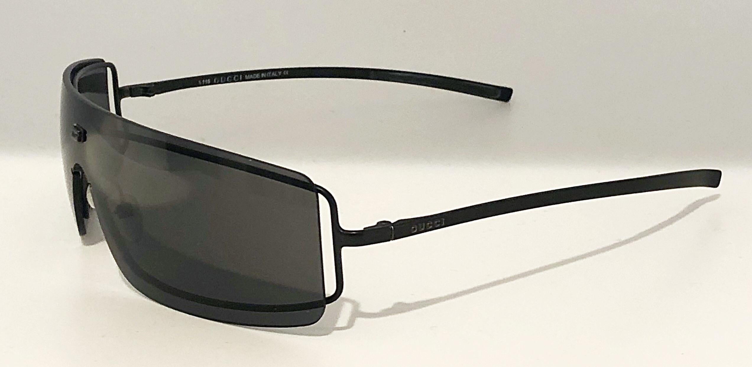 Gucci by Tom Ford Matrix Black Grey Rimless Unisex 1990s Vintage 90s Sunglasses For Sale 12