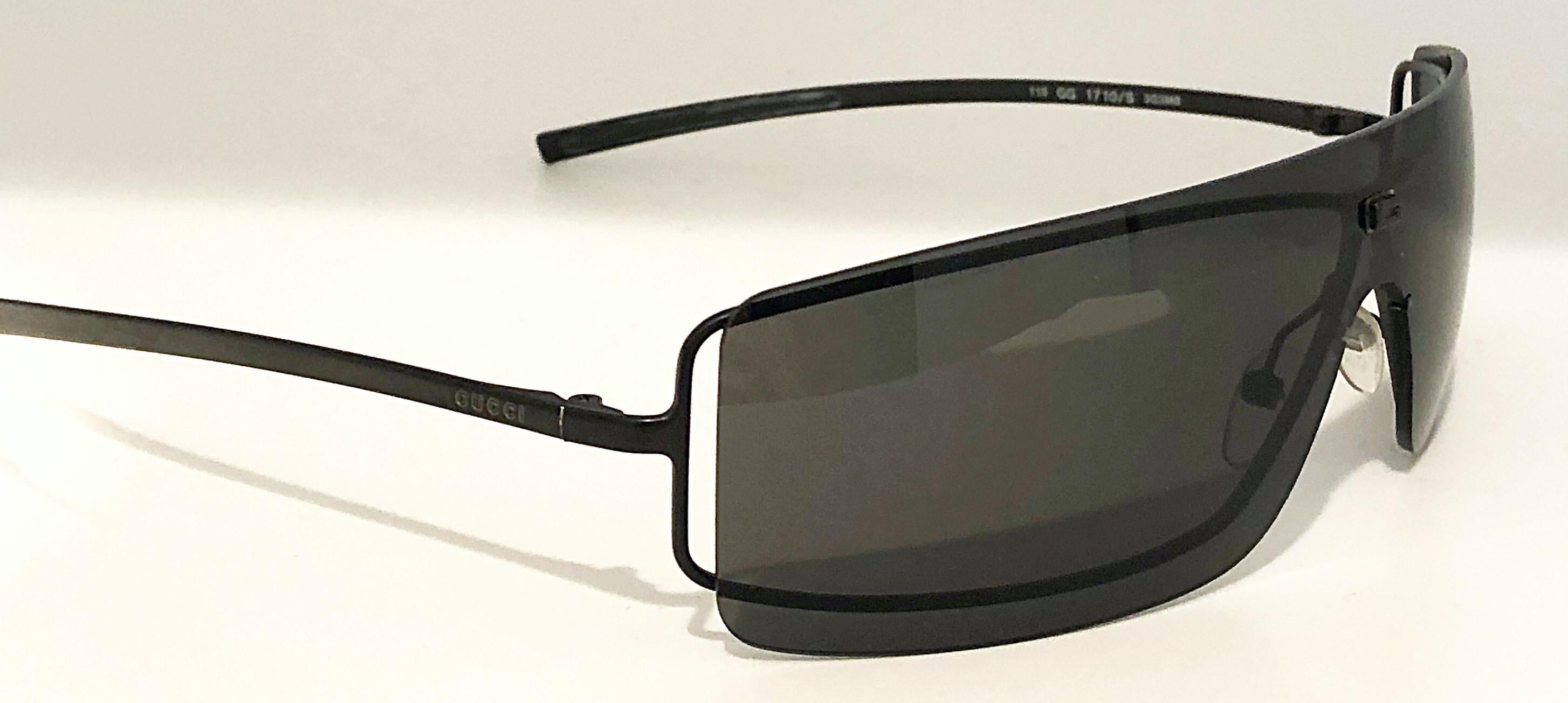 Gucci by Tom Ford Matrix Black Grey Rimless Unisex 1990s Vintage 90s Sunglasses For Sale 2